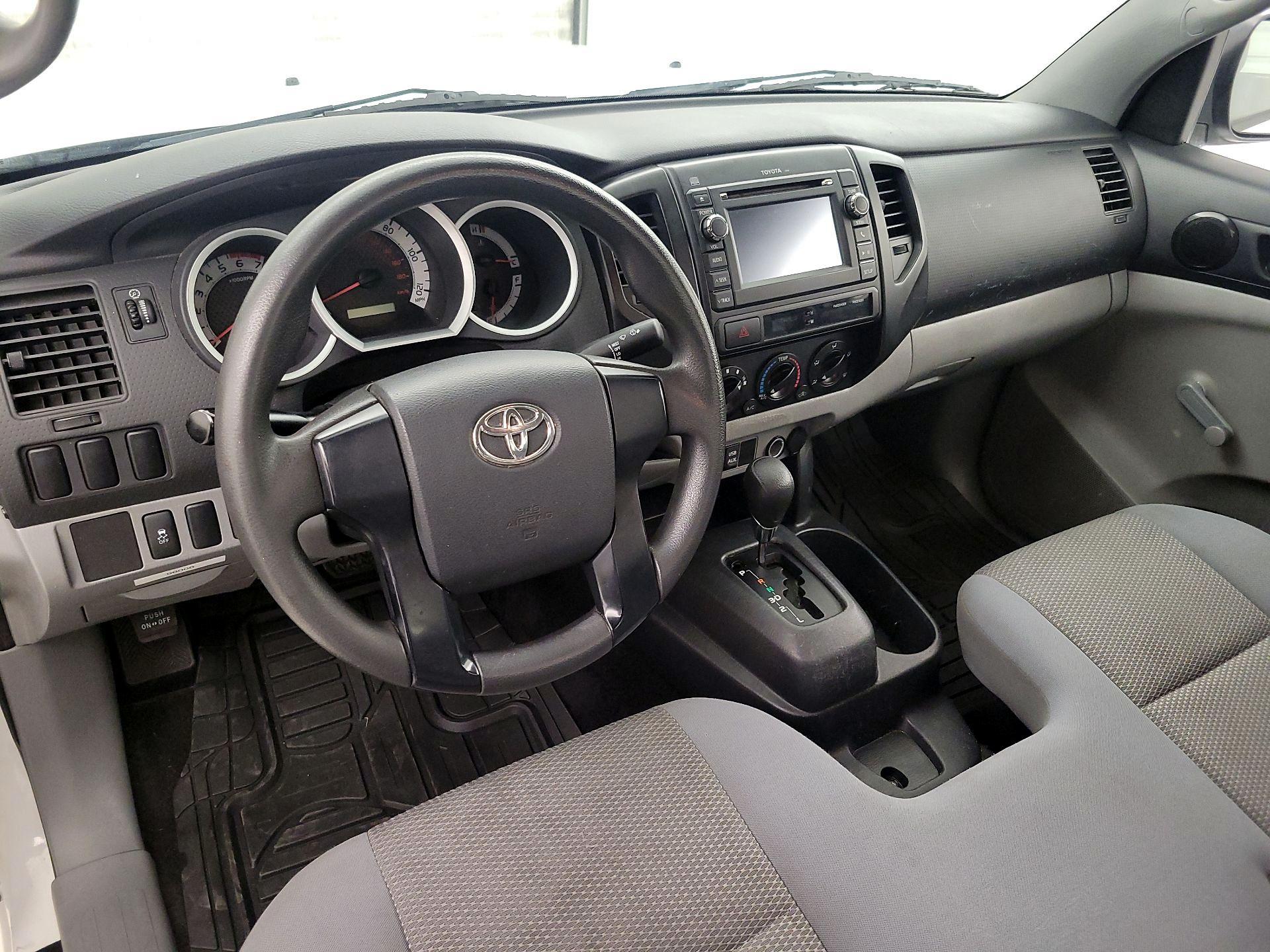 Thumbnail: 2013 Toyota Tacoma - 9