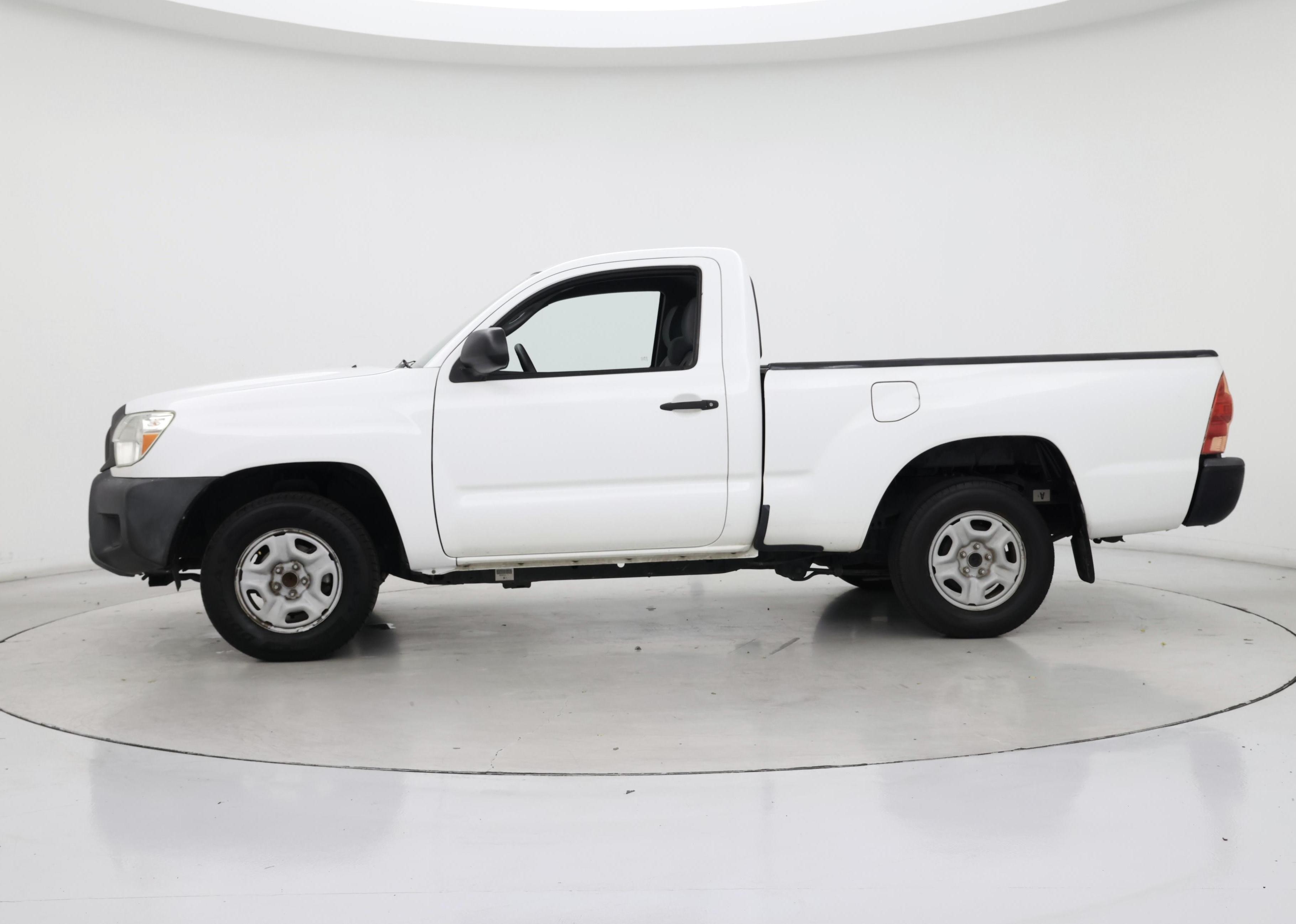 Thumbnail: 2013 Toyota Tacoma - 3