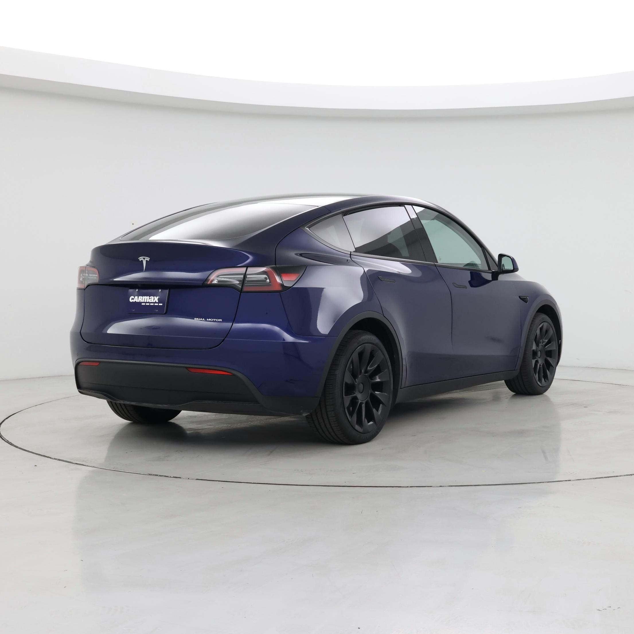 Thumbnail: 2022 Tesla Model Y - 8