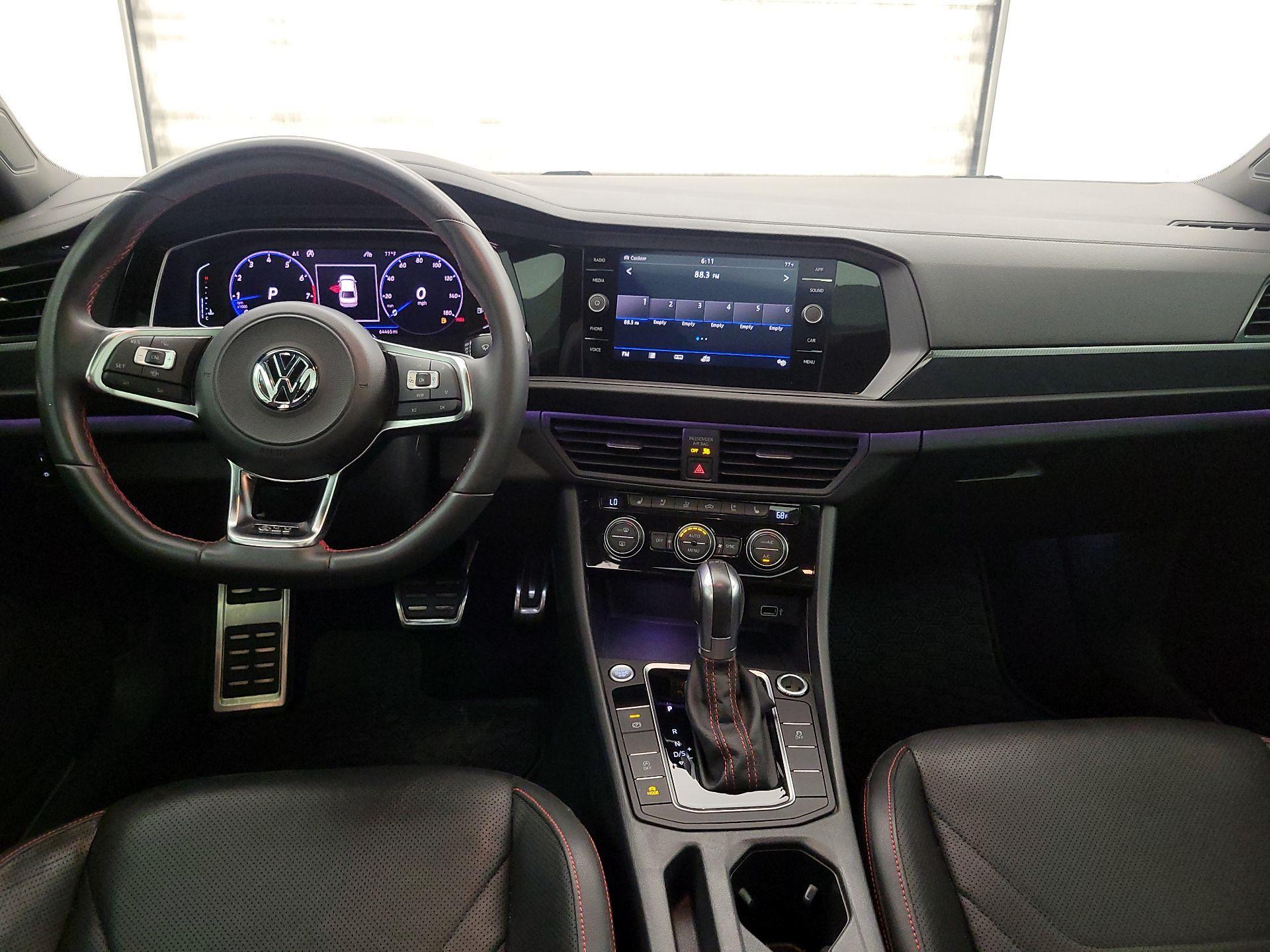 Thumbnail: 2019 Volkswagen Jetta - 9