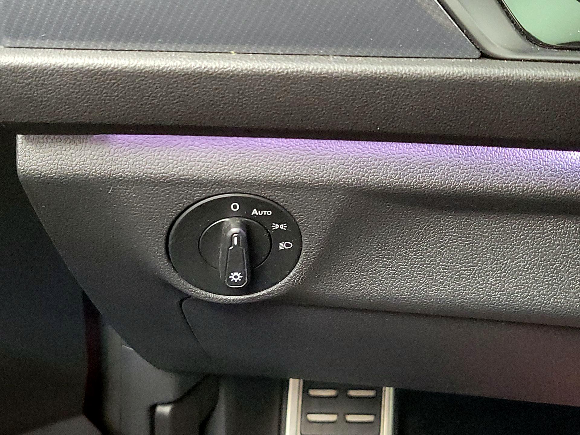 Thumbnail: 2019 Volkswagen Jetta - 13