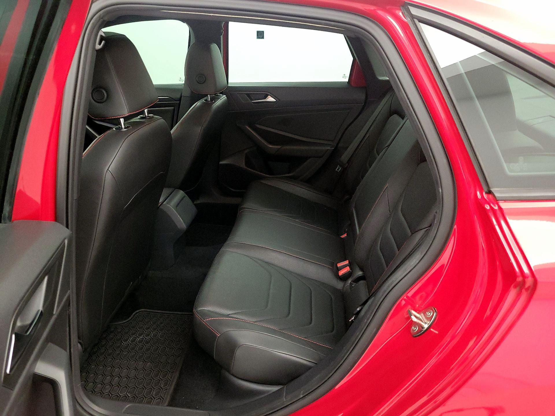 Thumbnail: 2019 Volkswagen Jetta - 20