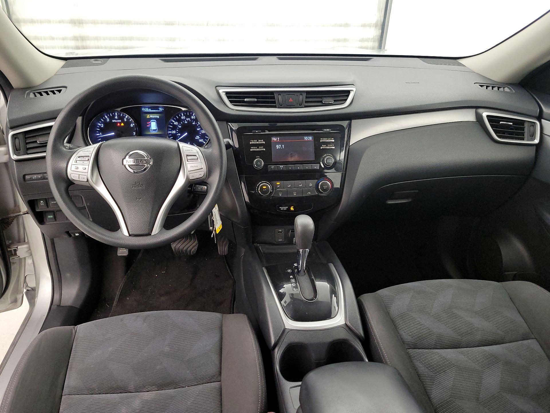 Thumbnail: 2016 Nissan Rogue - 9