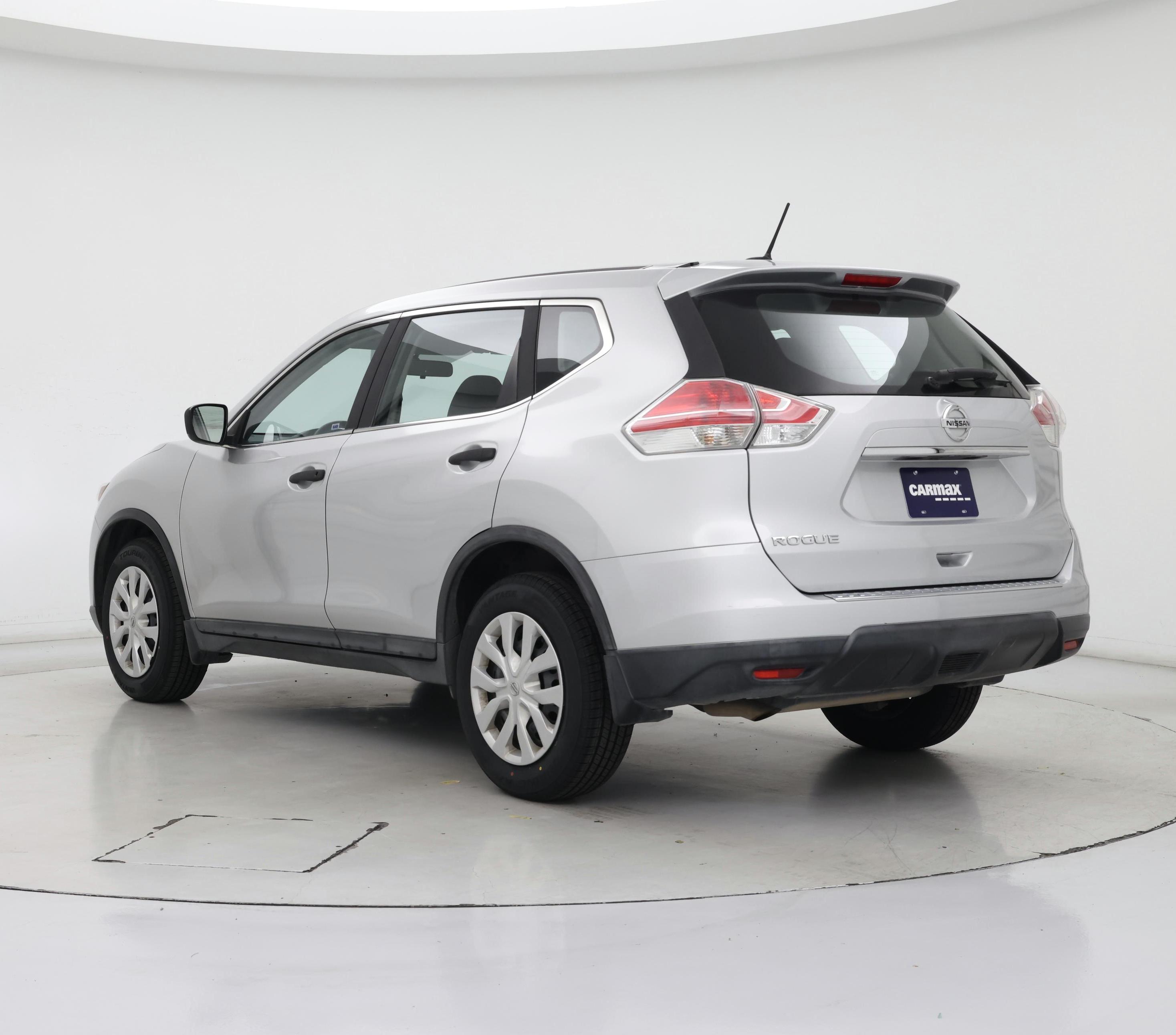 Thumbnail: 2016 Nissan Rogue - 2