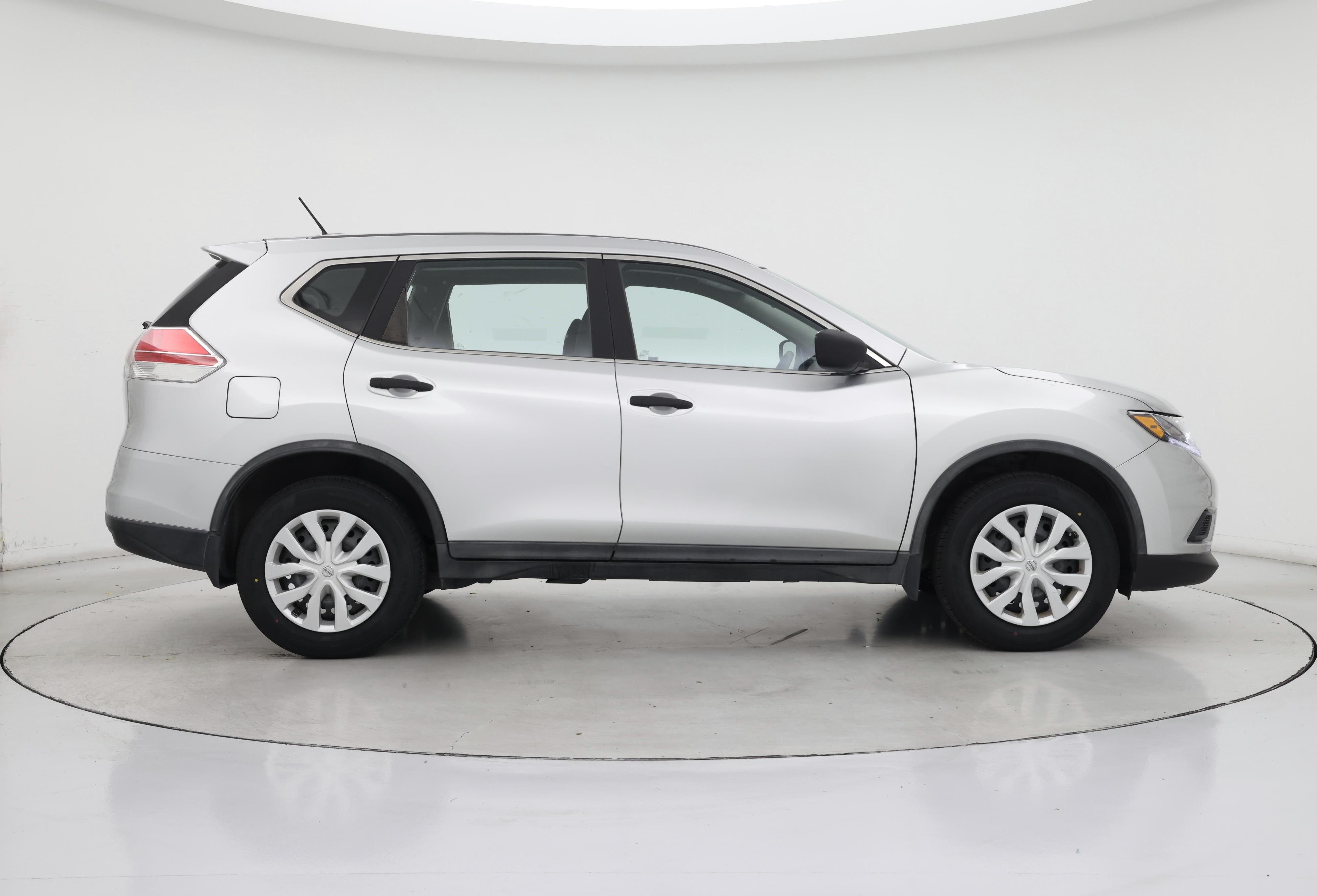 Thumbnail: 2016 Nissan Rogue - 7