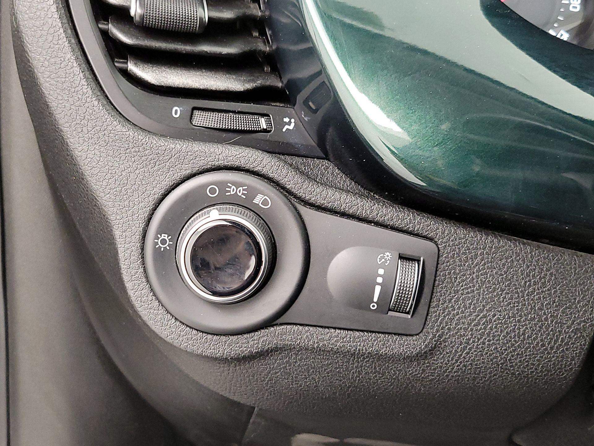Thumbnail: 2016 Fiat 500X - 13