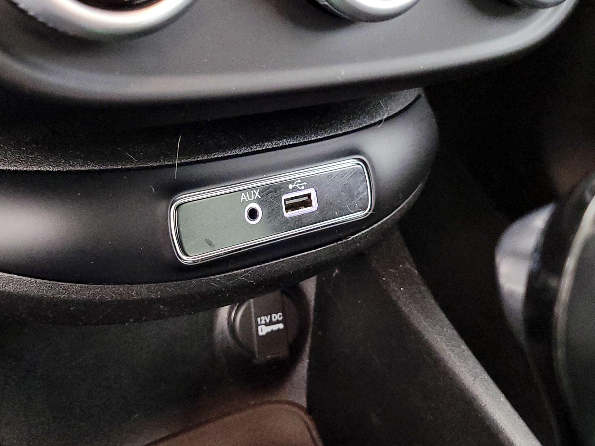 Thumbnail: 2016 Fiat 500X - 18