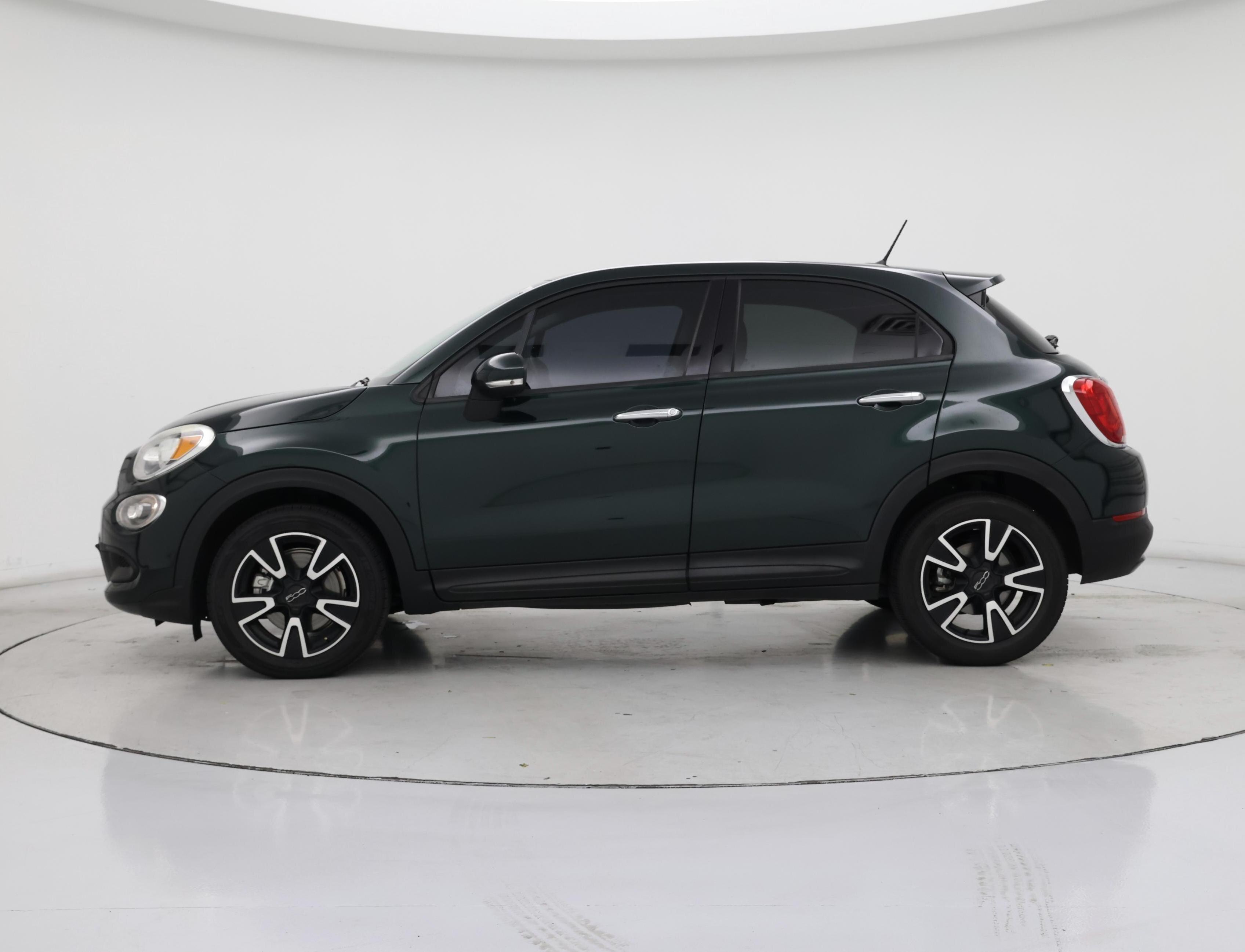 Thumbnail: 2016 Fiat 500X - 3