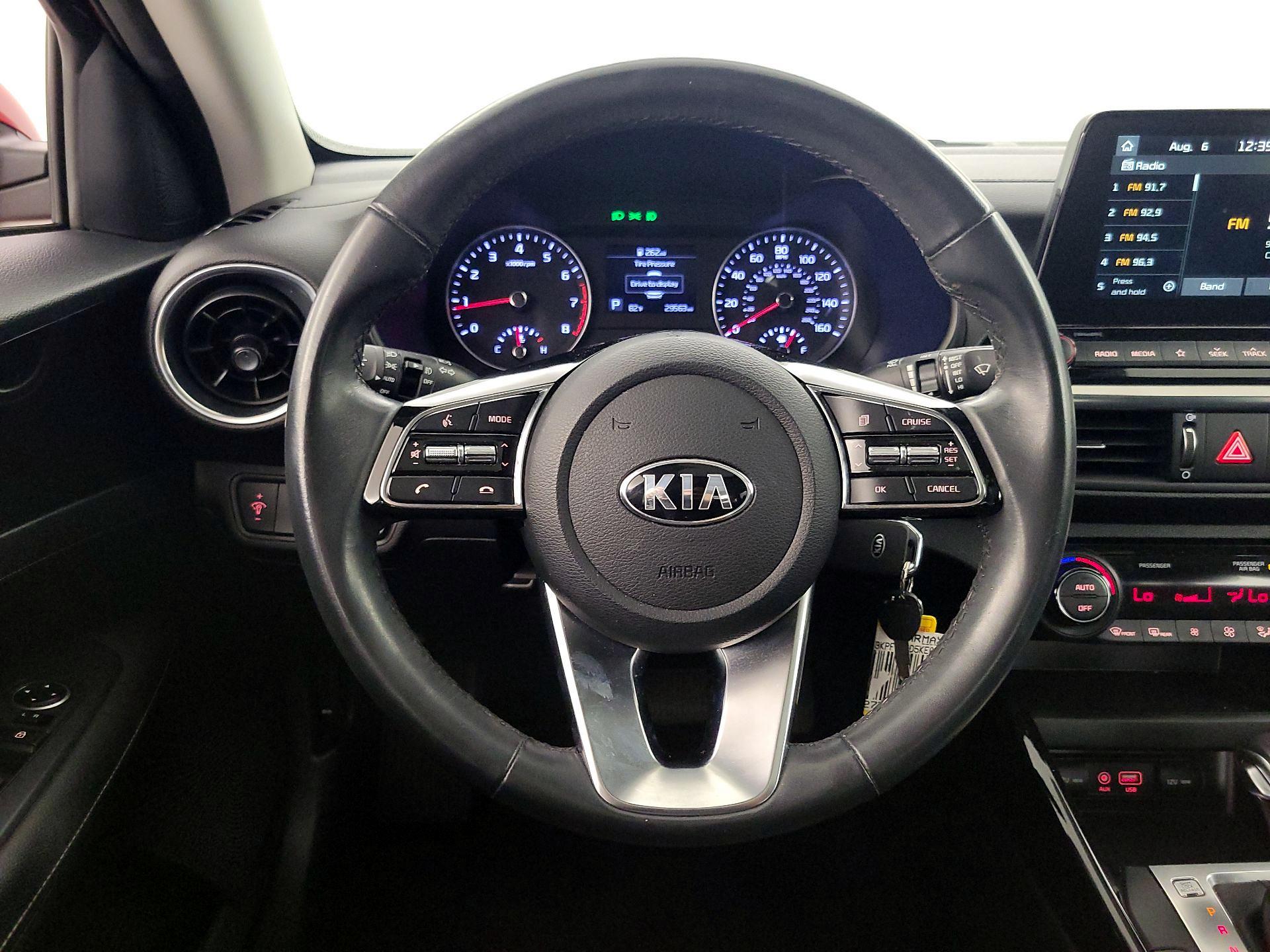 Thumbnail: 2019 Kia Forte - 10