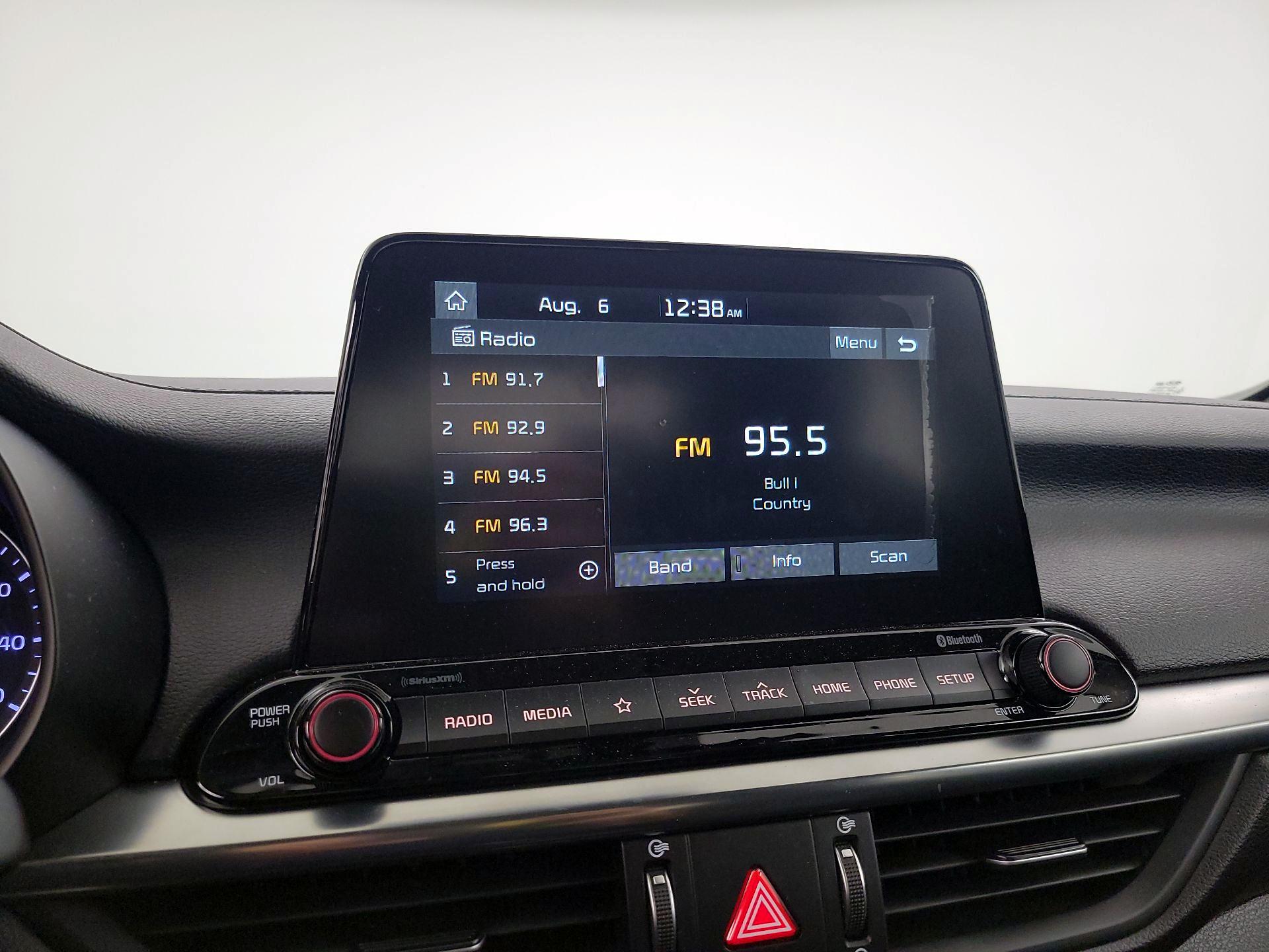 Thumbnail: 2019 Kia Forte - 15
