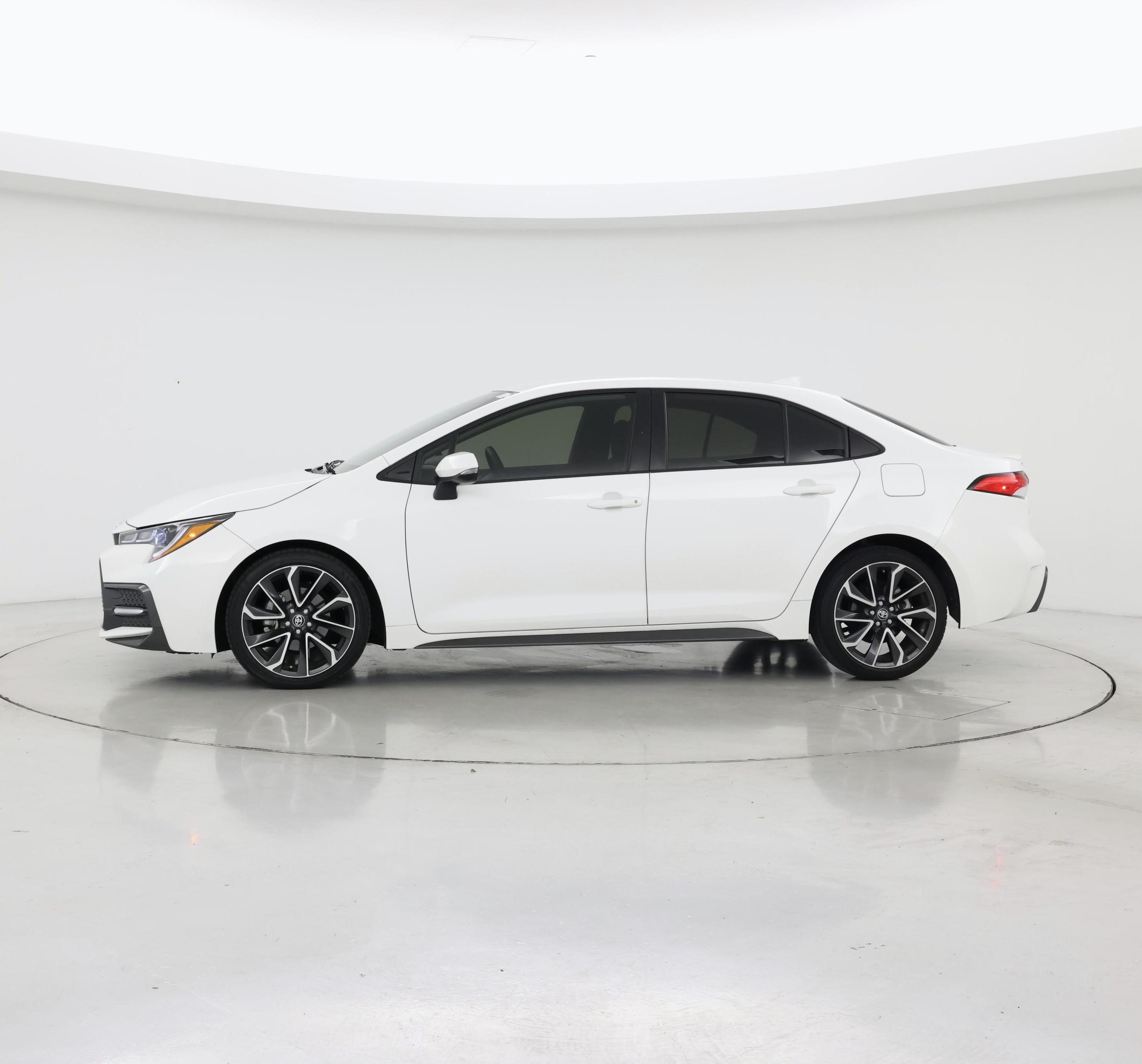 Thumbnail: 2021 Toyota Corolla - 3