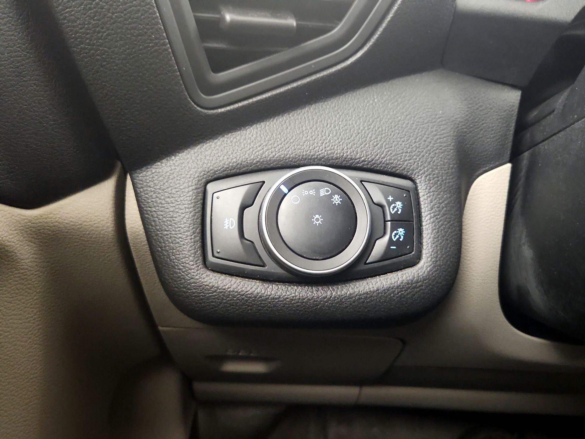 Thumbnail: 2015 Ford Escape - 13