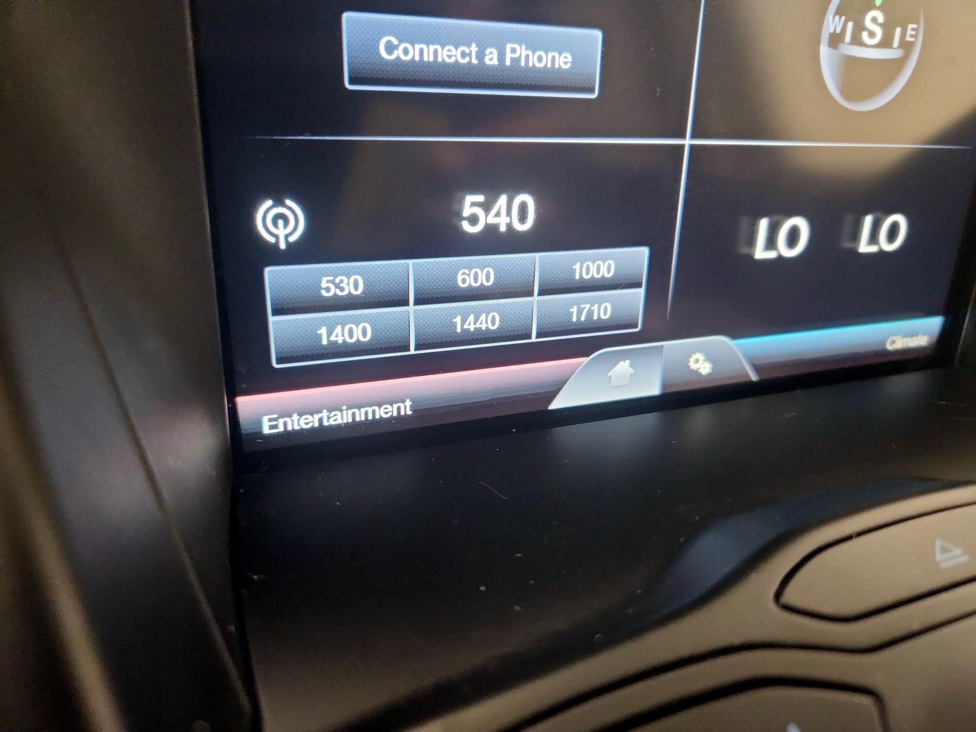 Thumbnail: 2015 Ford Escape - 15