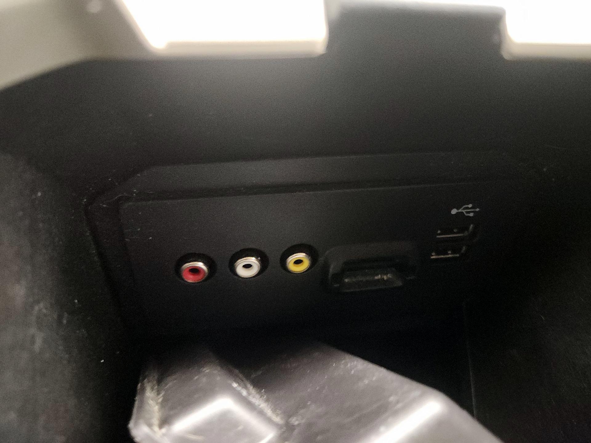 Thumbnail: 2015 Ford Escape - 18