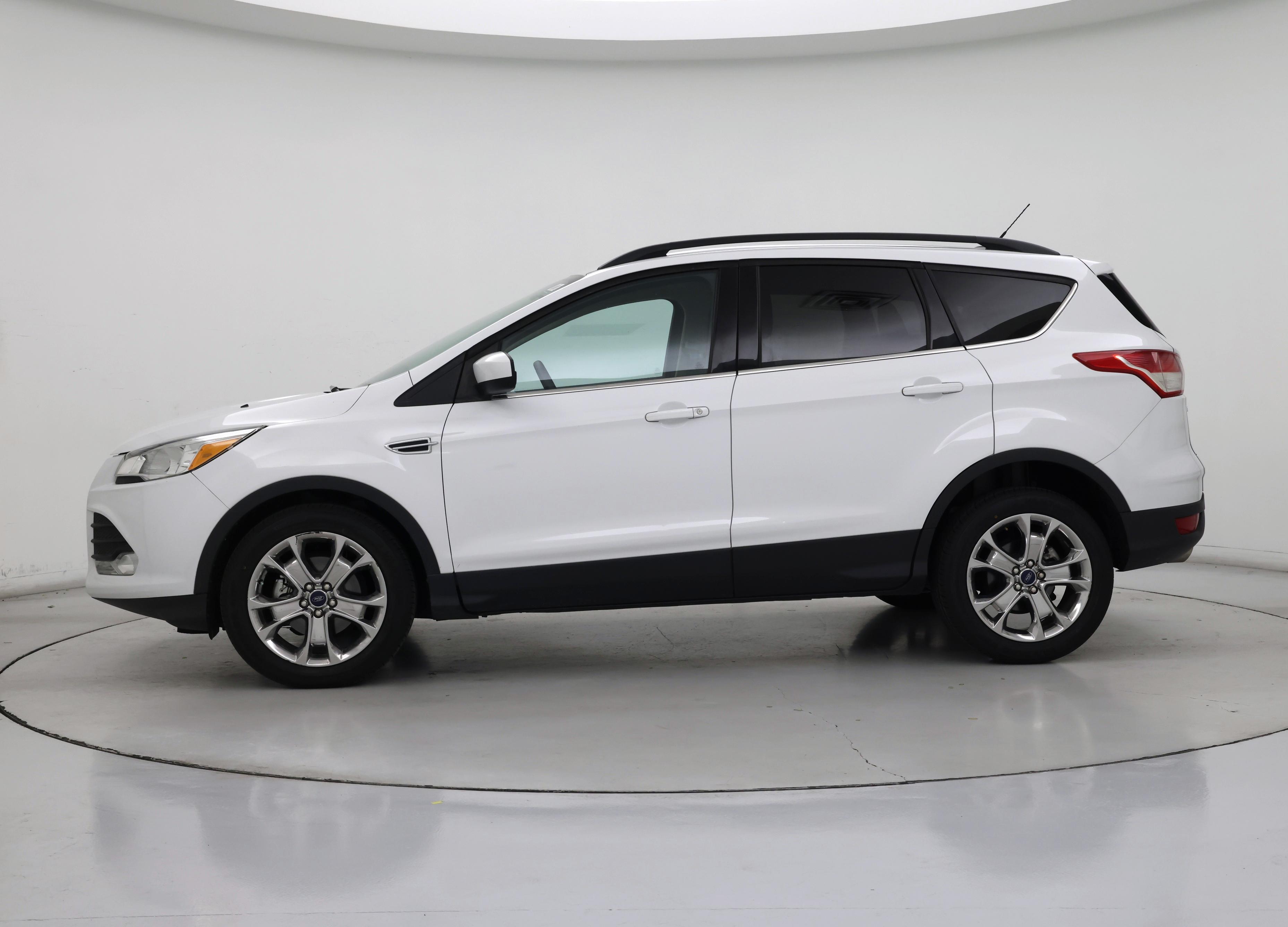 Thumbnail: 2015 Ford Escape - 3