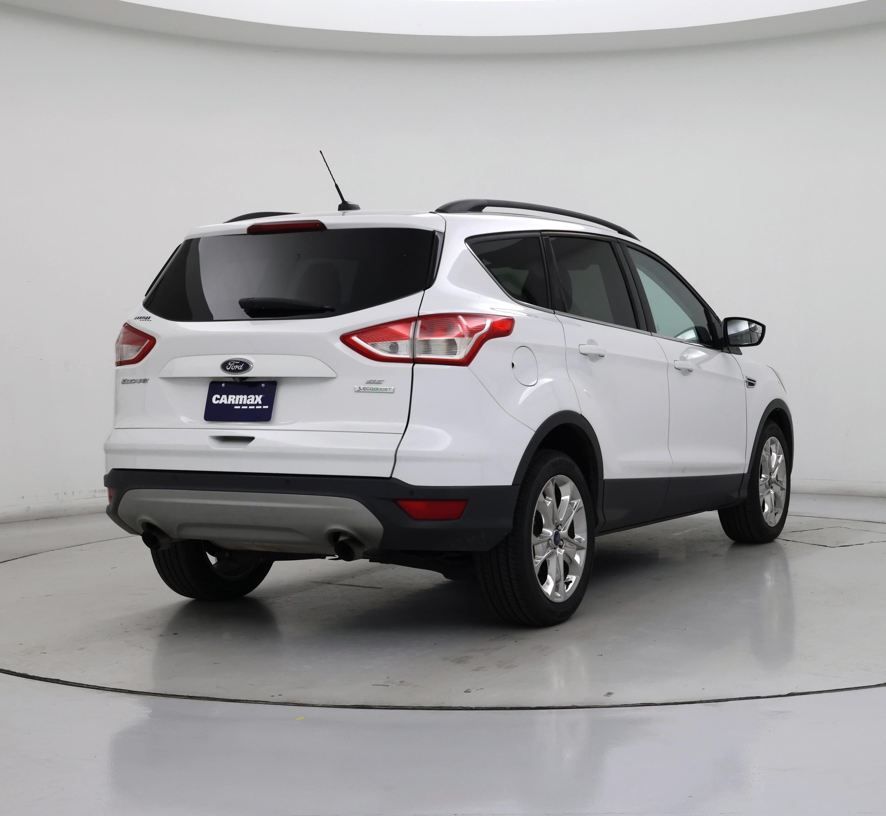 Thumbnail: 2015 Ford Escape - 8