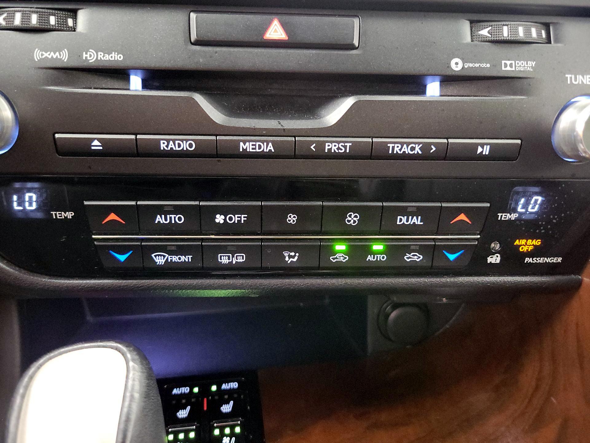 Thumbnail: 2018 Lexus RX - 16