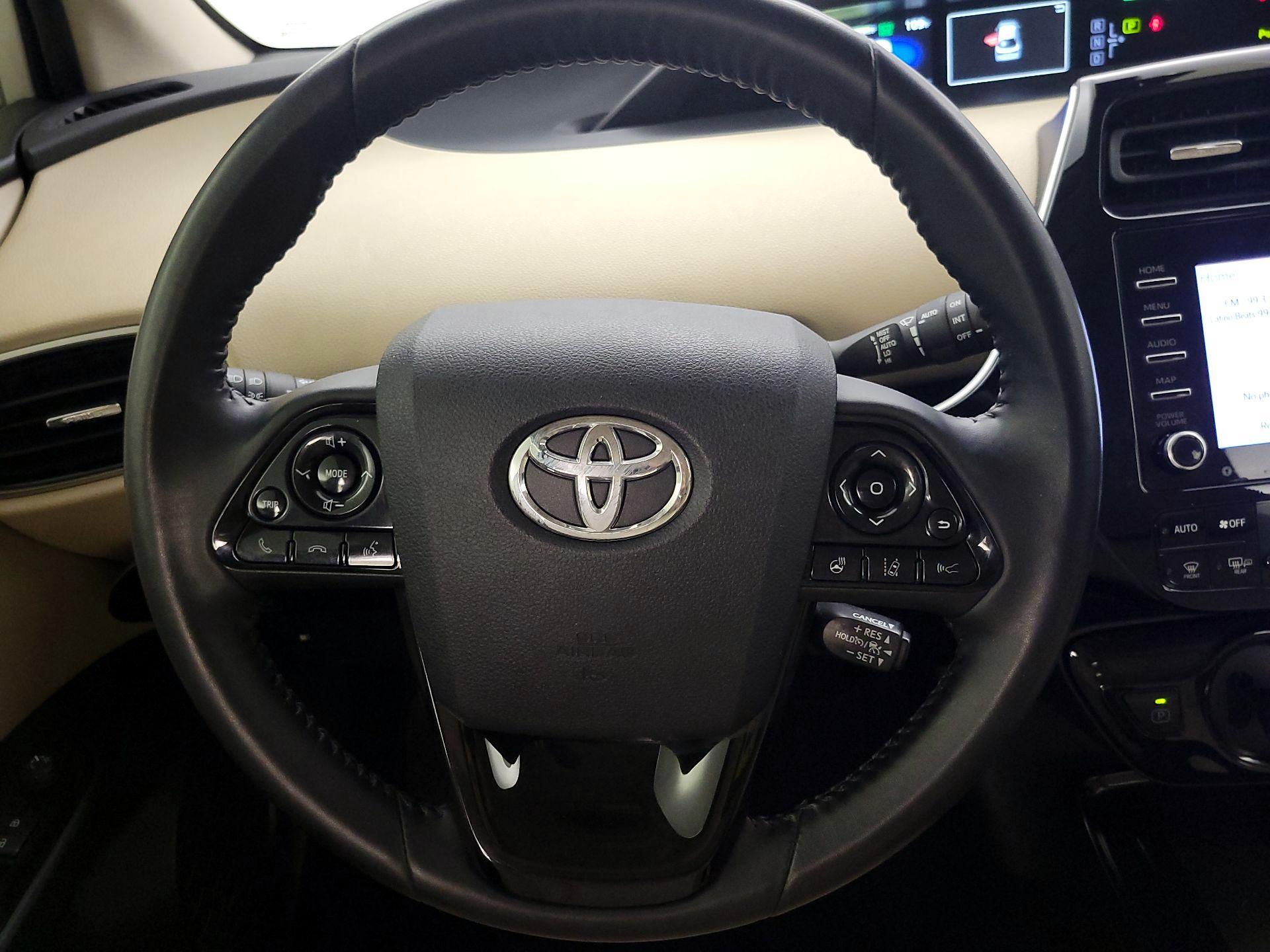 Thumbnail: 2021 Toyota Prius - 10