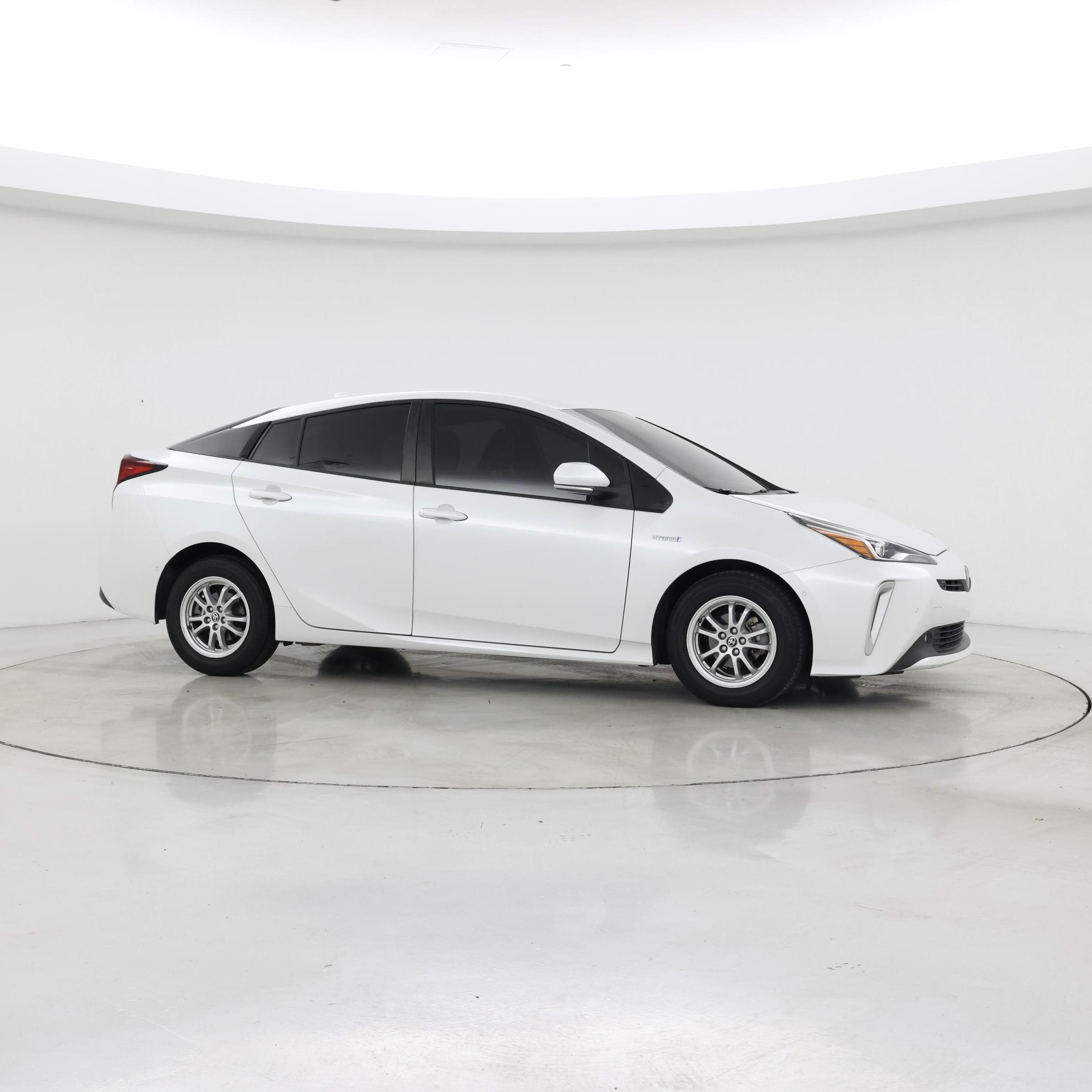 Thumbnail: 2021 Toyota Prius - 7