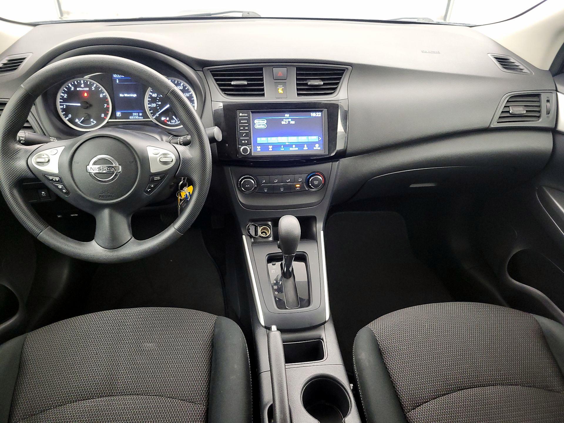 Thumbnail: 2019 Nissan Sentra - 9