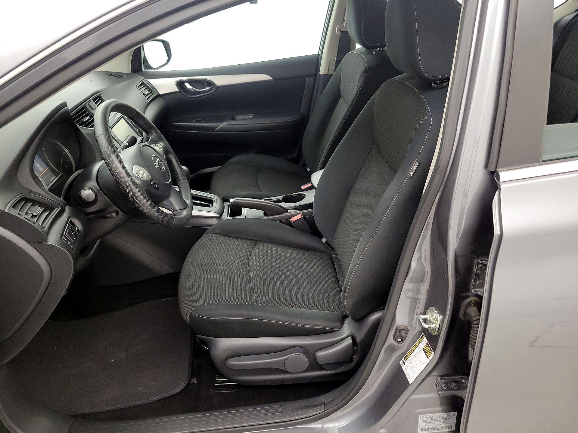 Thumbnail: 2019 Nissan Sentra - 11