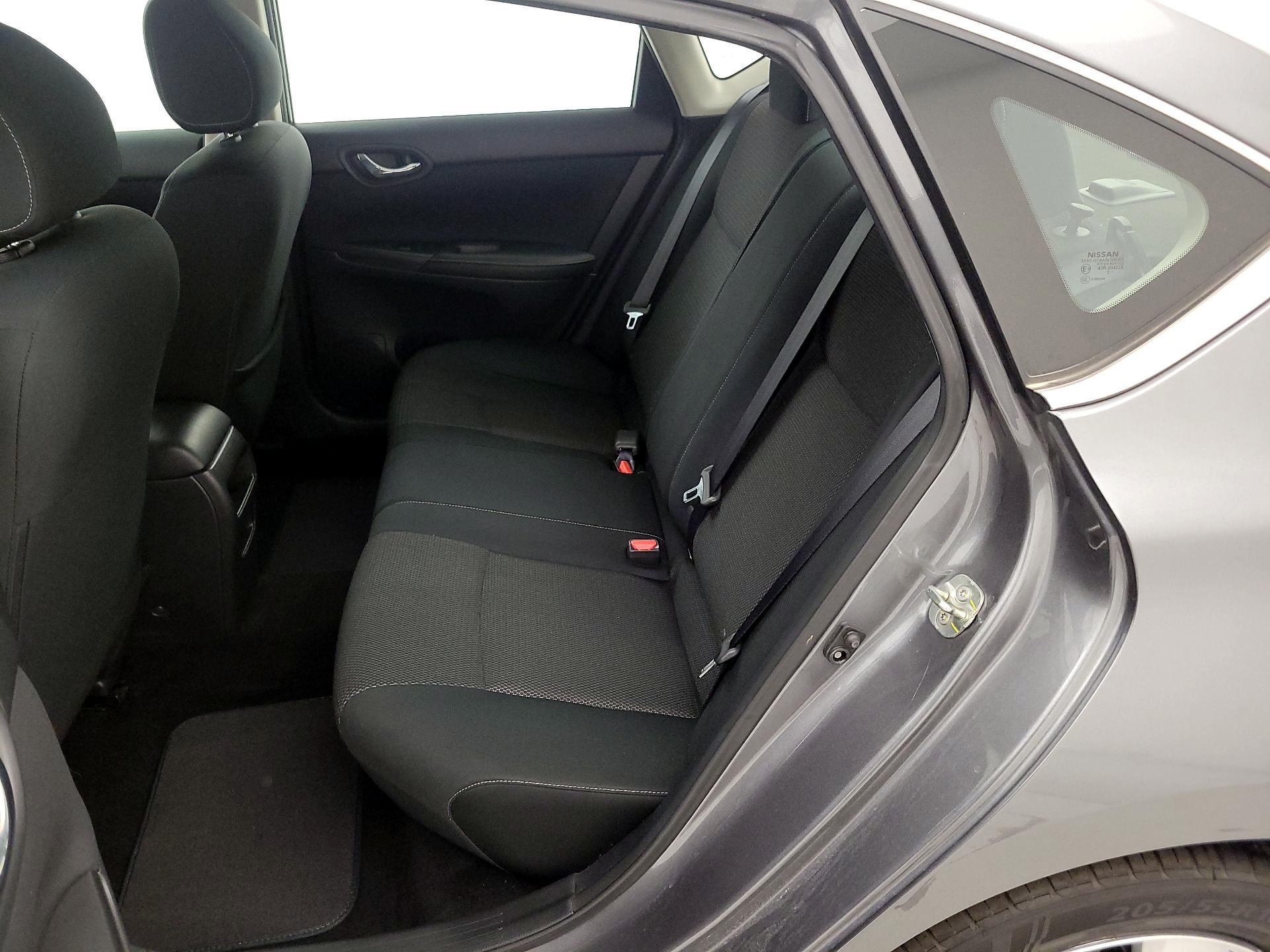 Thumbnail: 2019 Nissan Sentra - 19