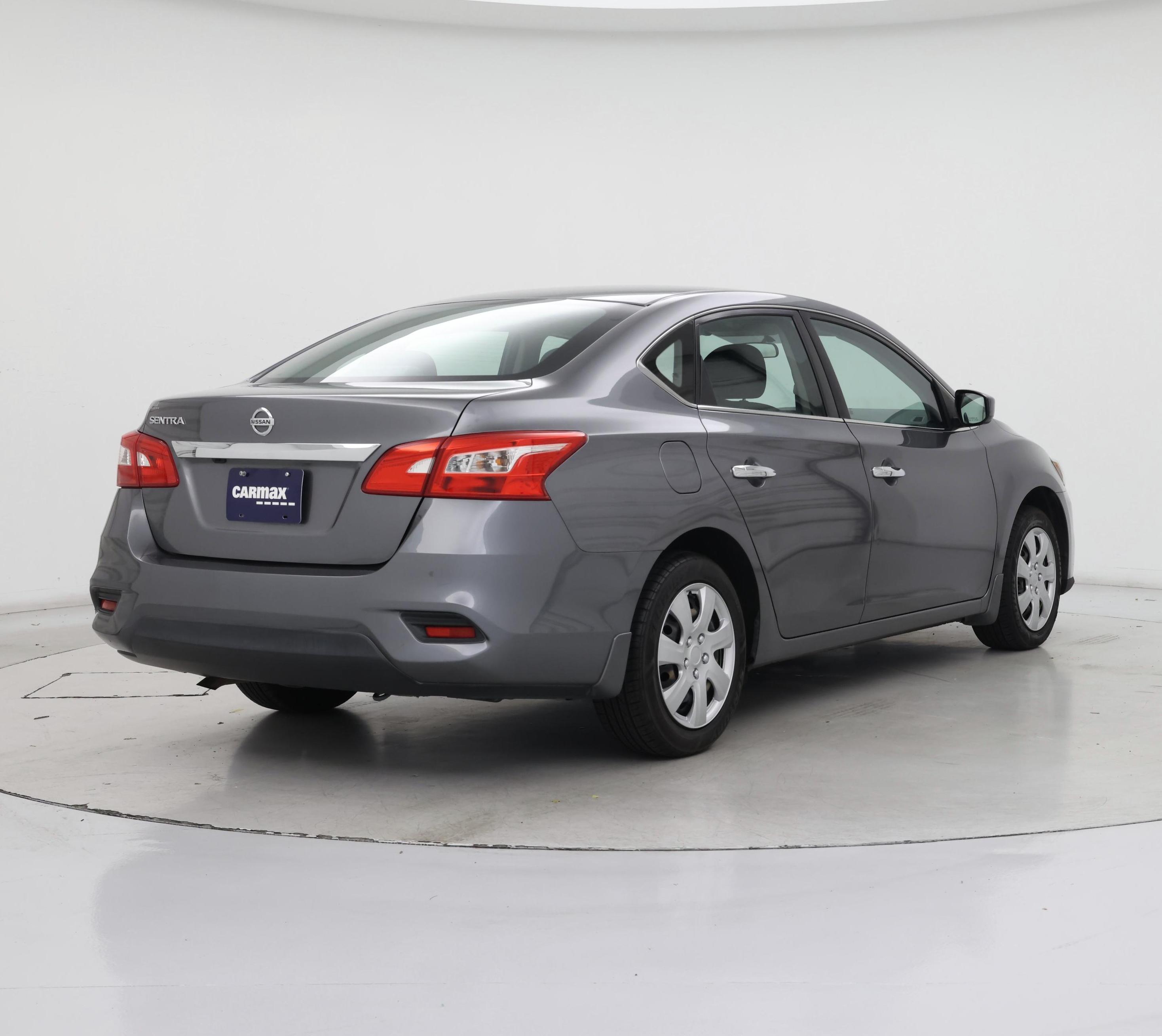 Thumbnail: 2019 Nissan Sentra - 8