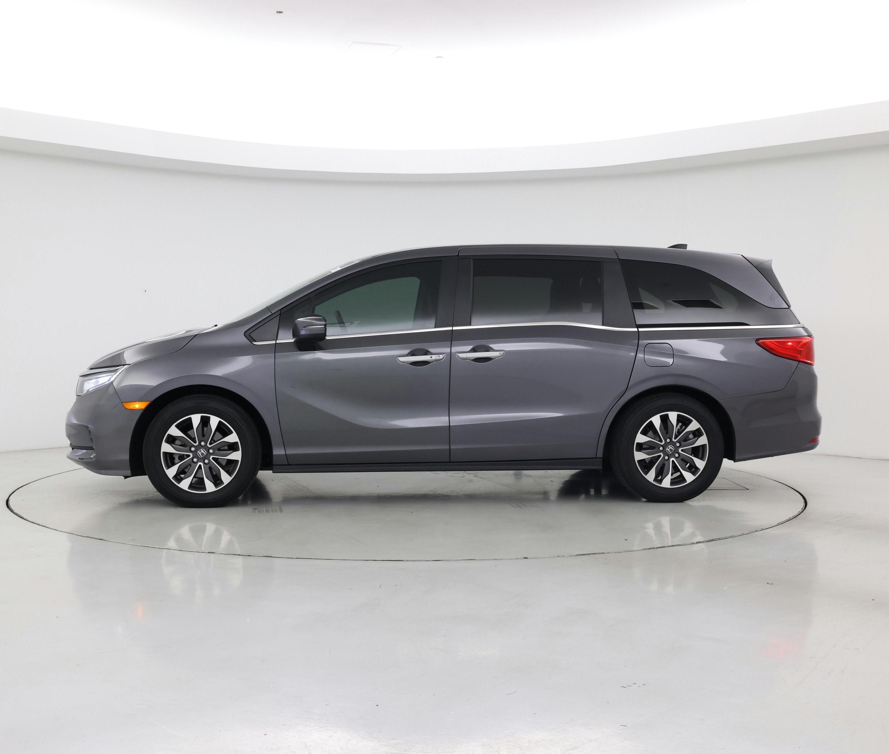 Thumbnail: 2022 Honda Odyssey - 3