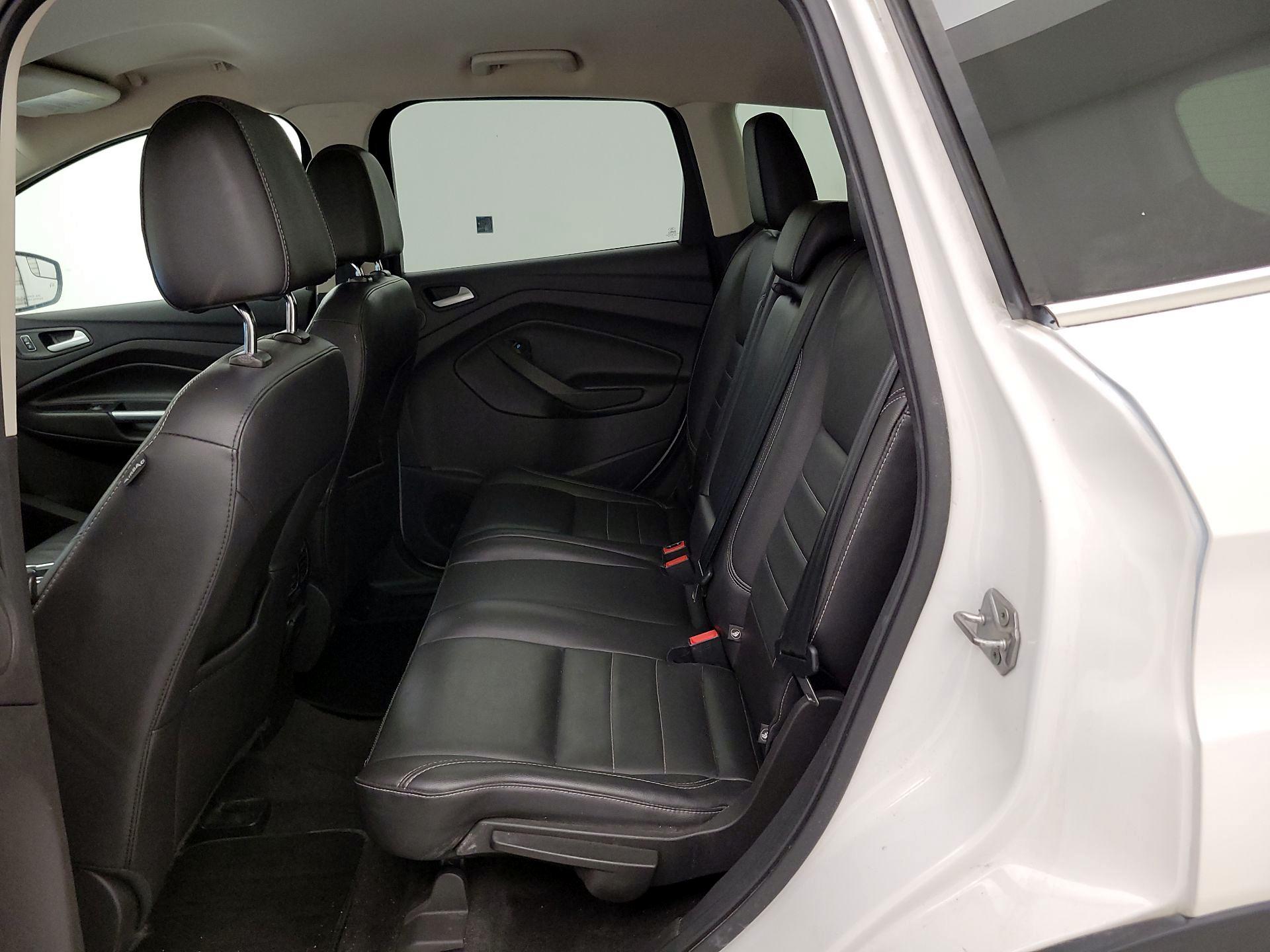 Thumbnail: 2016 Ford Escape - 20