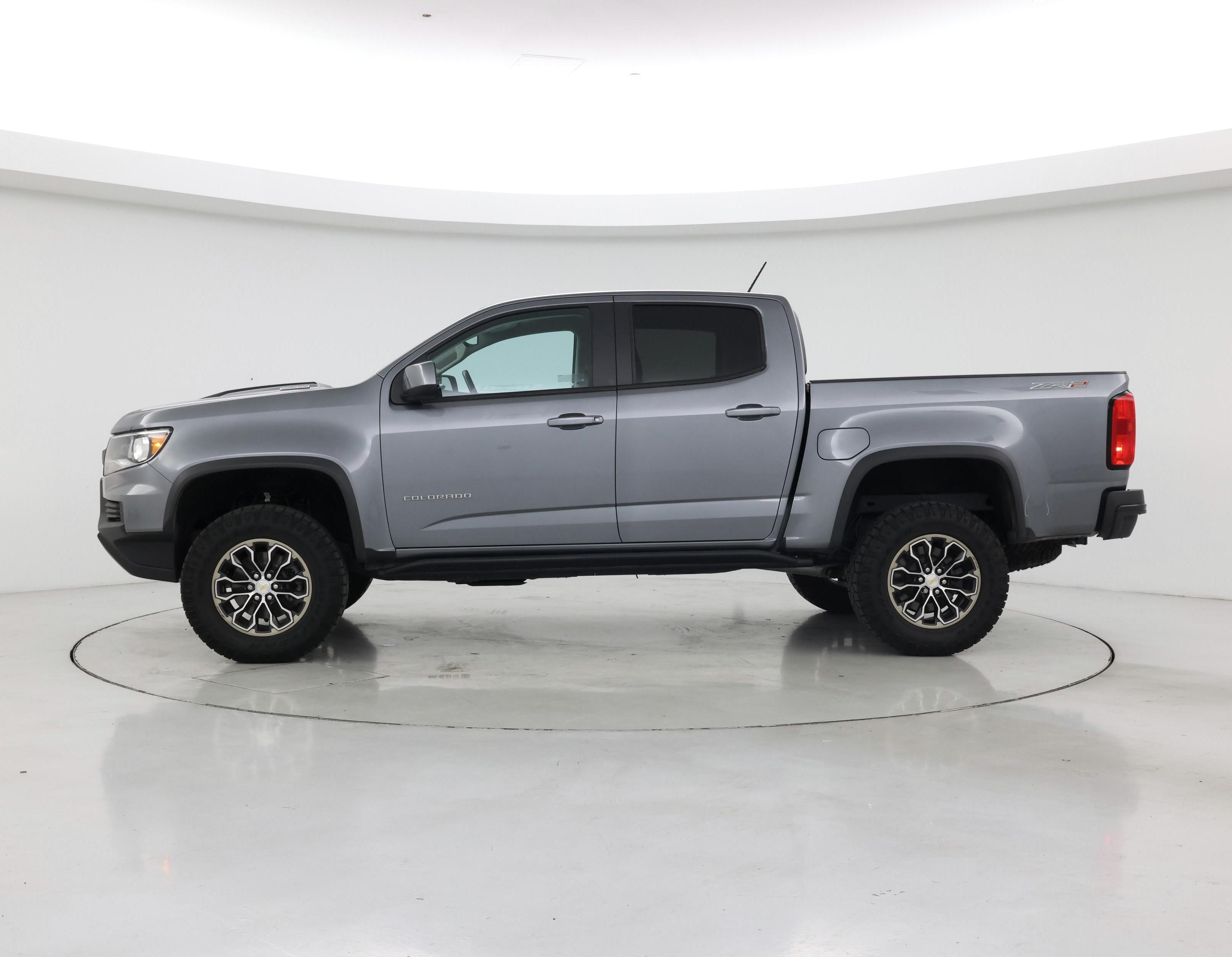 Thumbnail: 2021 Chevrolet Colorado - 3