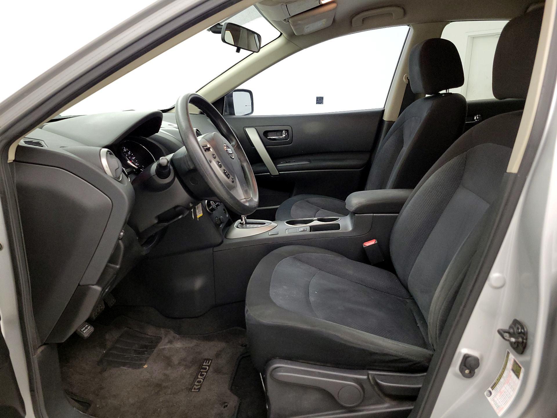 Thumbnail: 2013 Nissan Rogue - 11