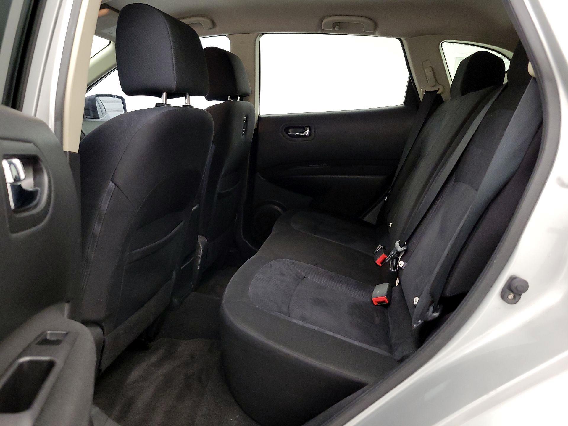 Thumbnail: 2013 Nissan Rogue - 19