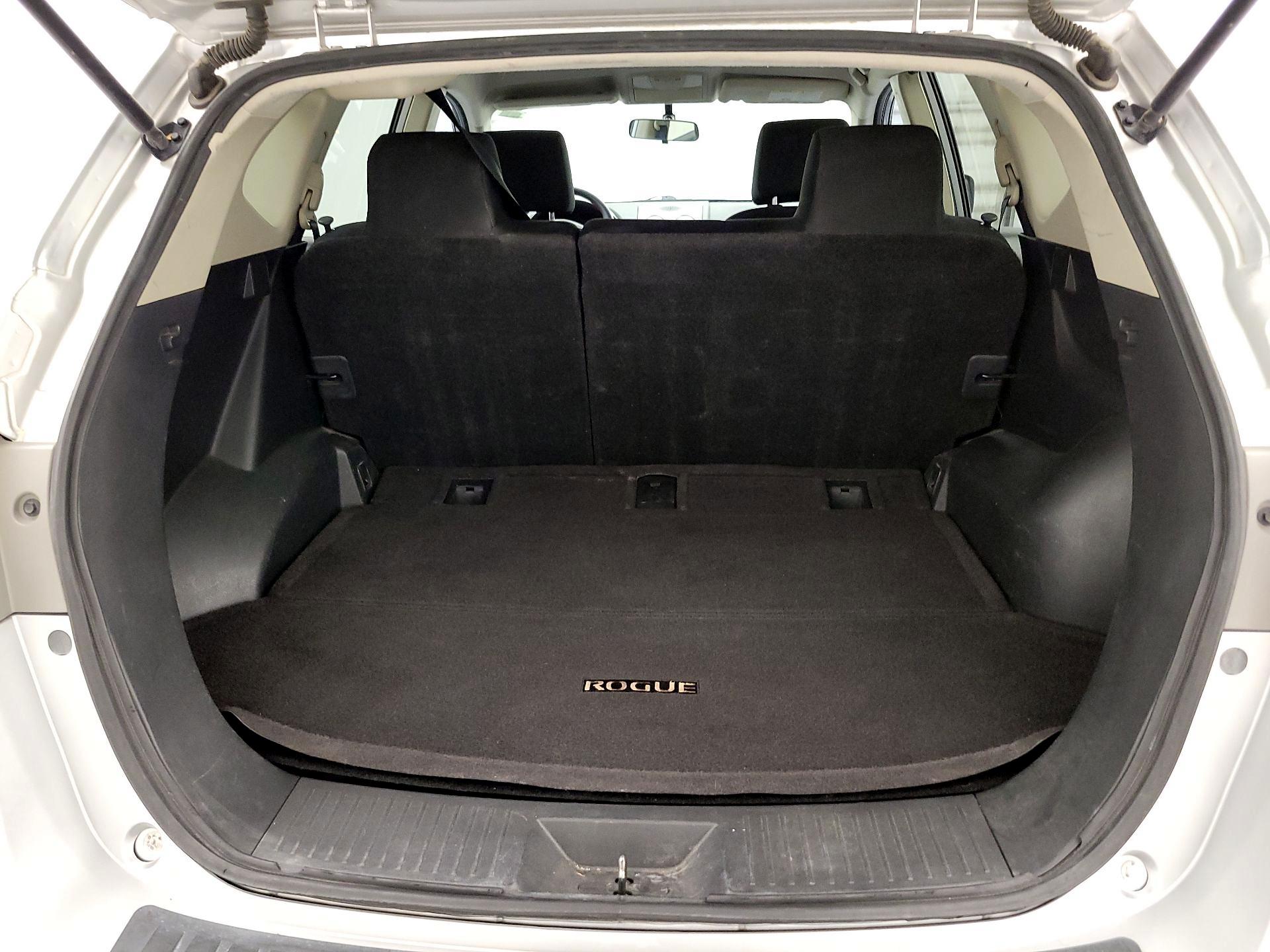 Thumbnail: 2013 Nissan Rogue - 20