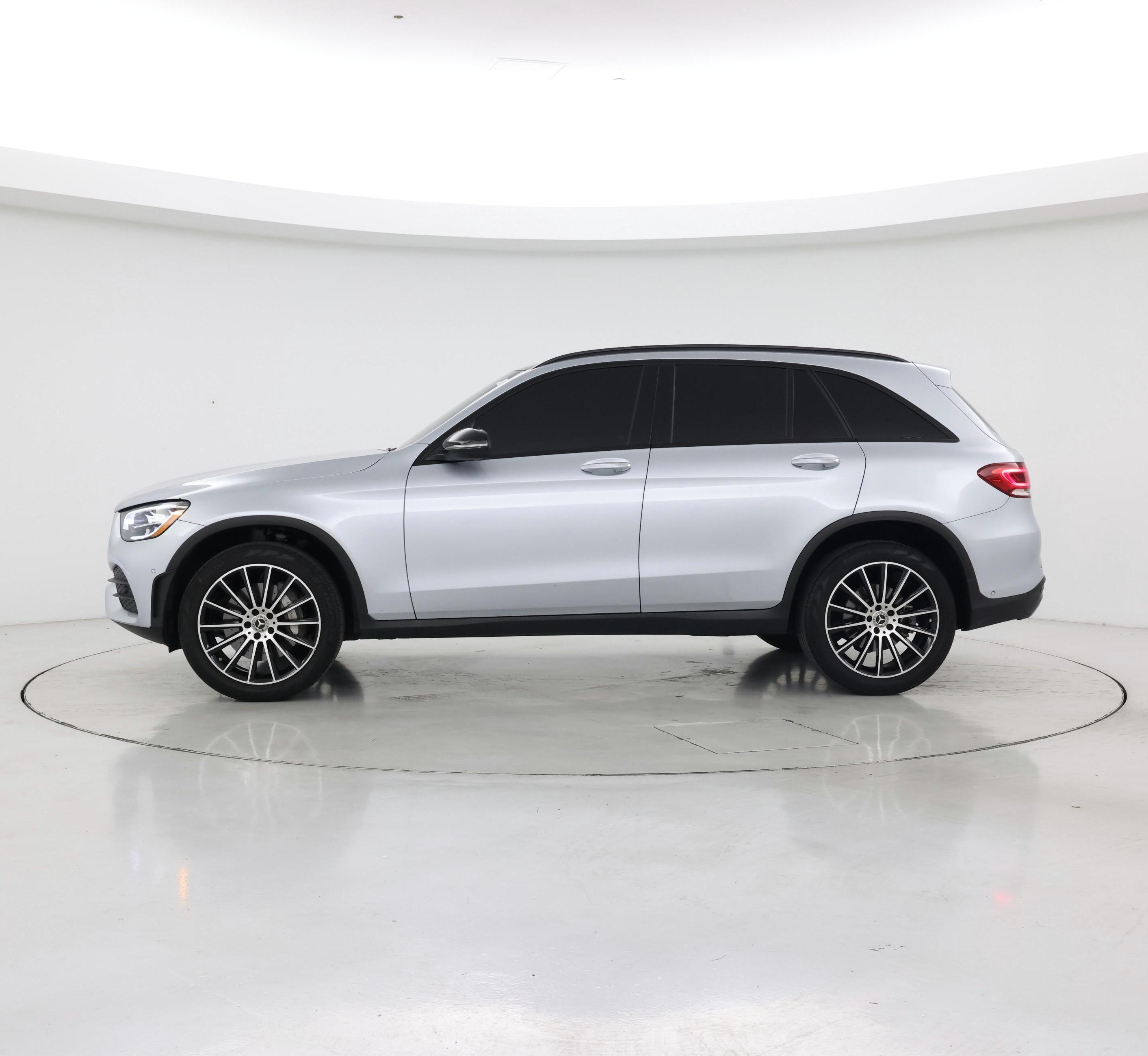 Thumbnail: 2022 Mercedes-Benz GLC - 3