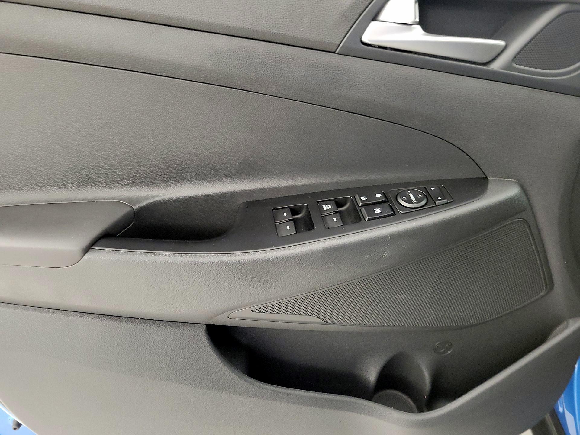 Thumbnail: 2021 Hyundai Tucson - 12