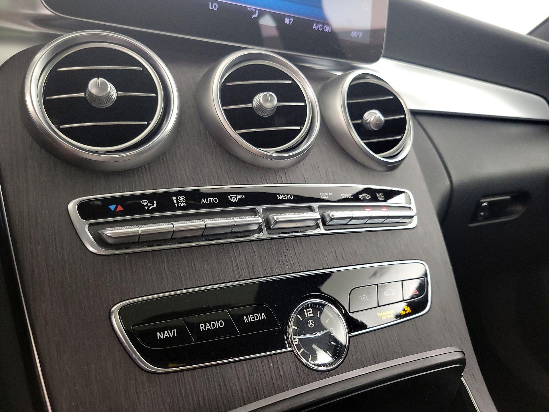 Thumbnail: 2020 Mercedes-Benz C-Class - 16