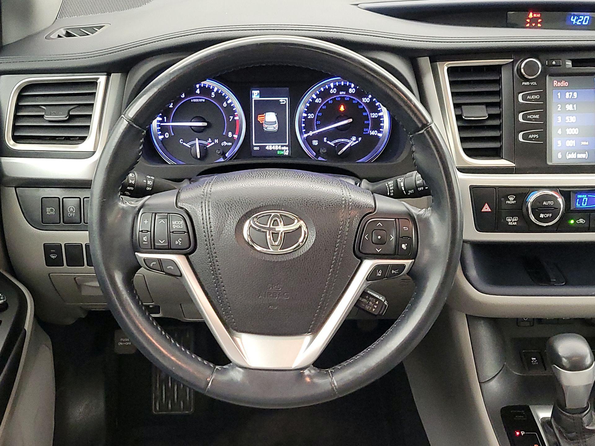 Thumbnail: 2018 Toyota Highlander - 10