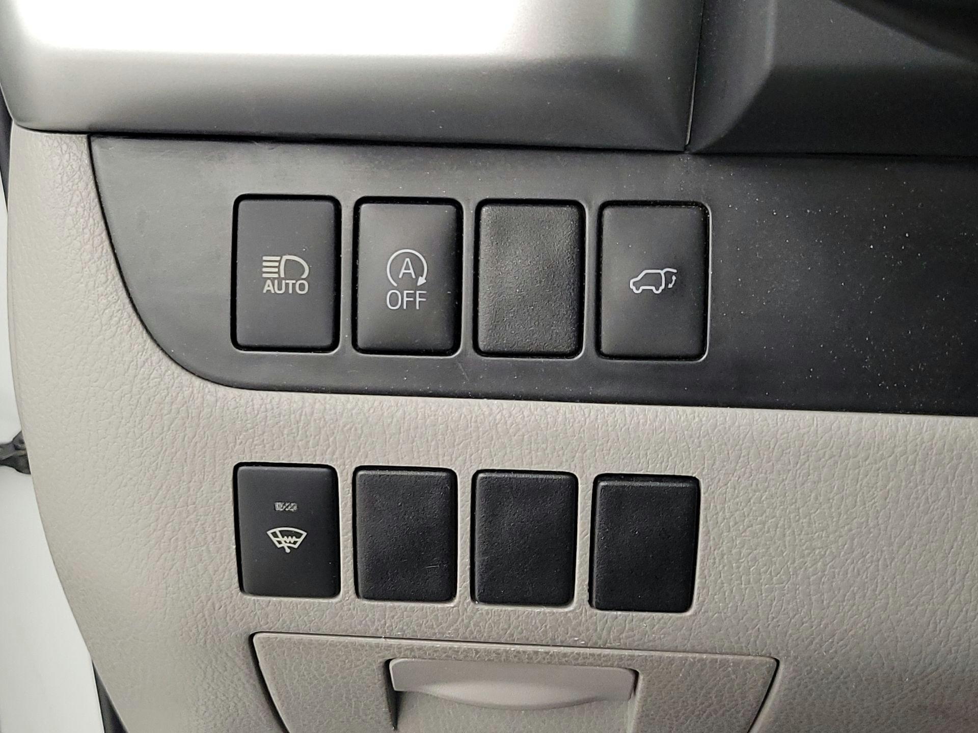 Thumbnail: 2018 Toyota Highlander - 13