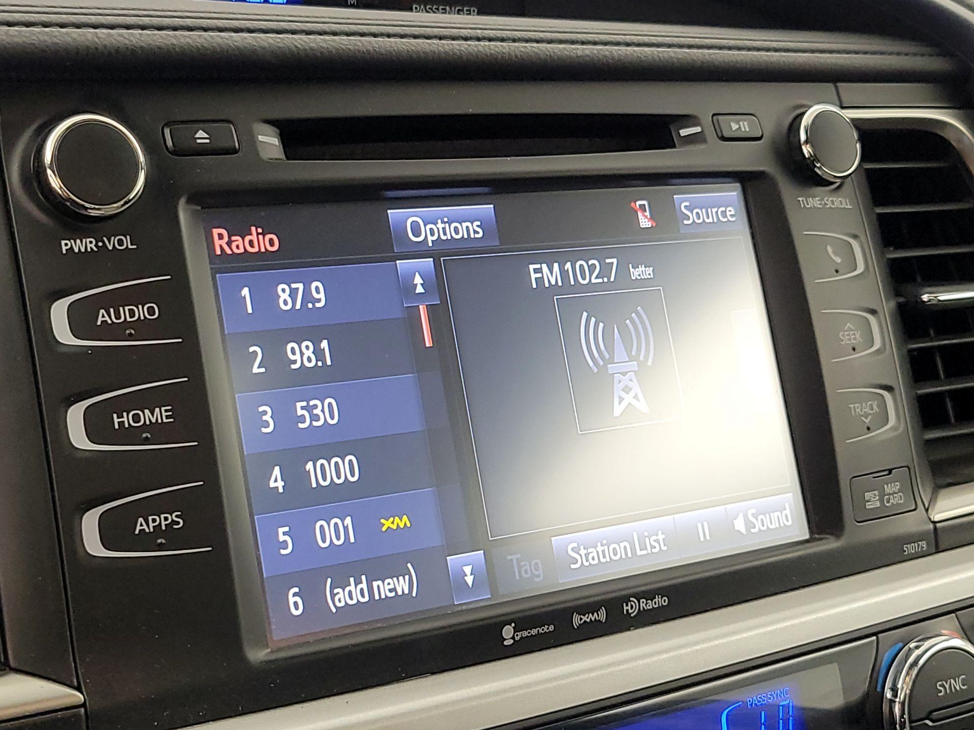 Thumbnail: 2018 Toyota Highlander - 15