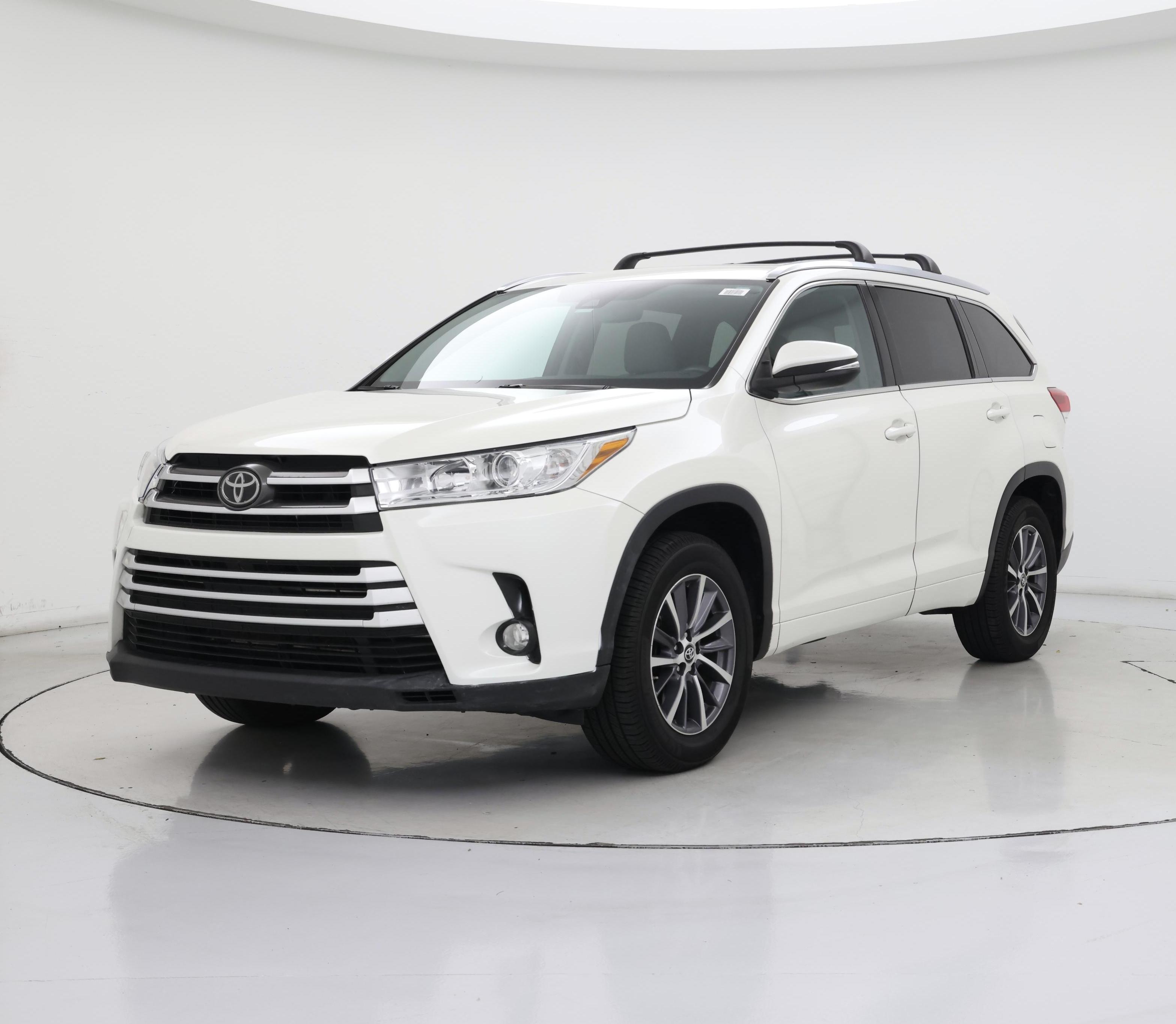 Thumbnail: 2018 Toyota Highlander - 4
