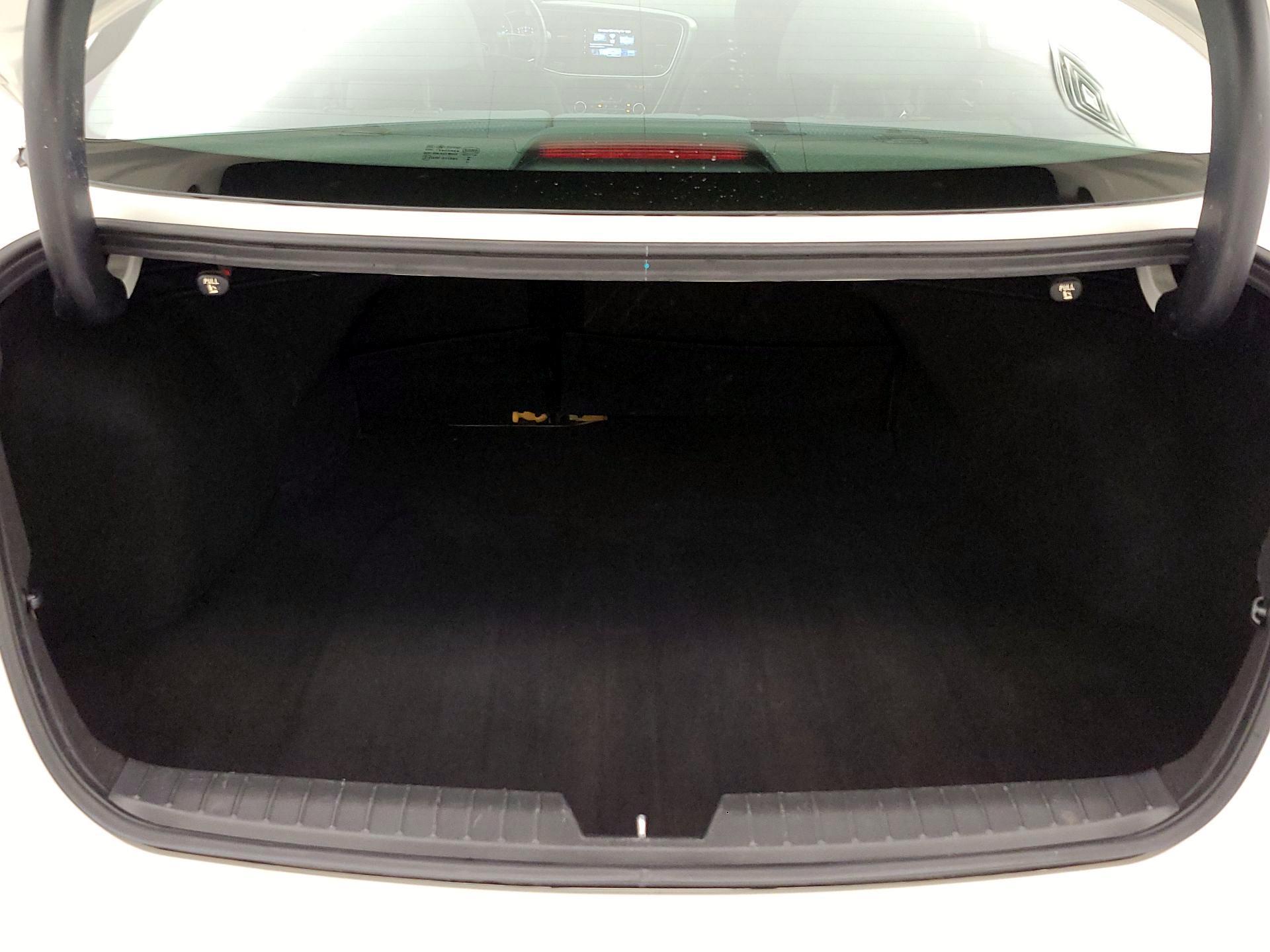 Thumbnail: 2015 Kia Optima - 19