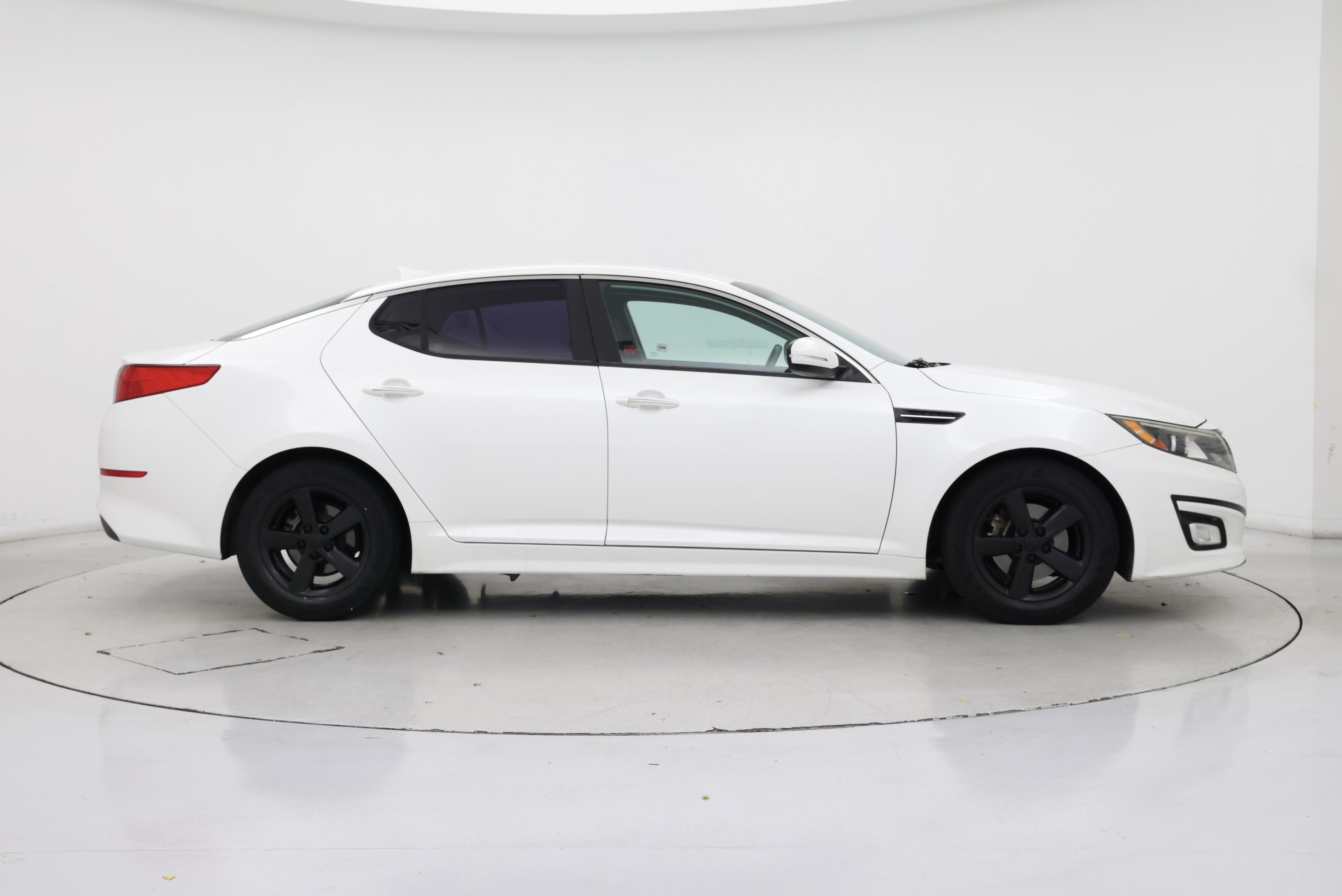 Thumbnail: 2015 Kia Optima - 7
