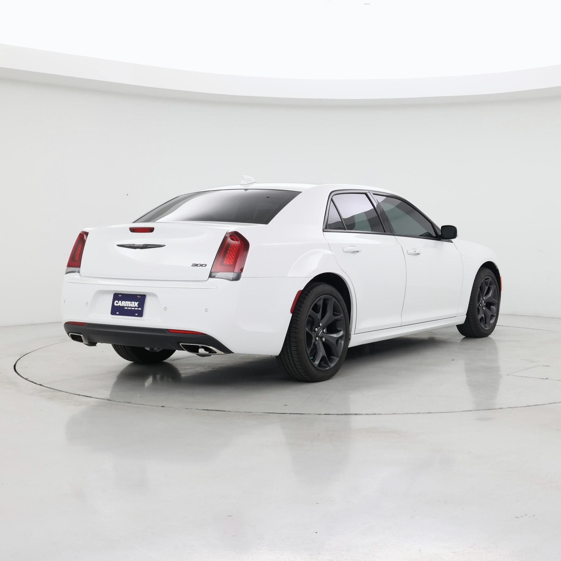 Thumbnail: 2023 Chrysler 300 - 8