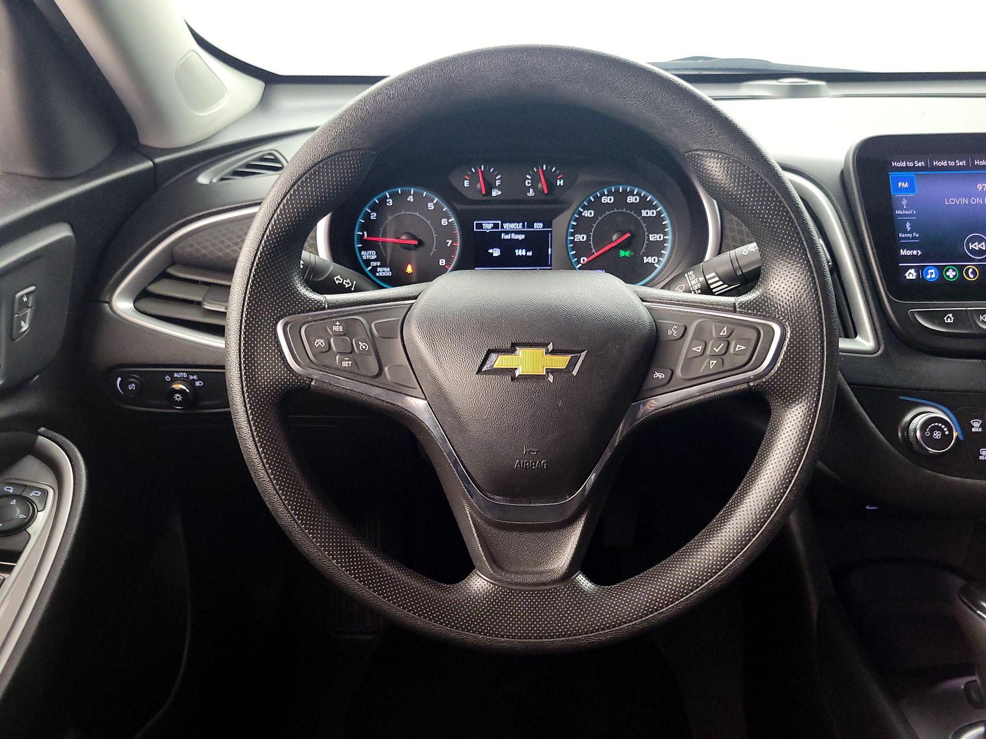Thumbnail: 2019 Chevrolet Malibu - 10