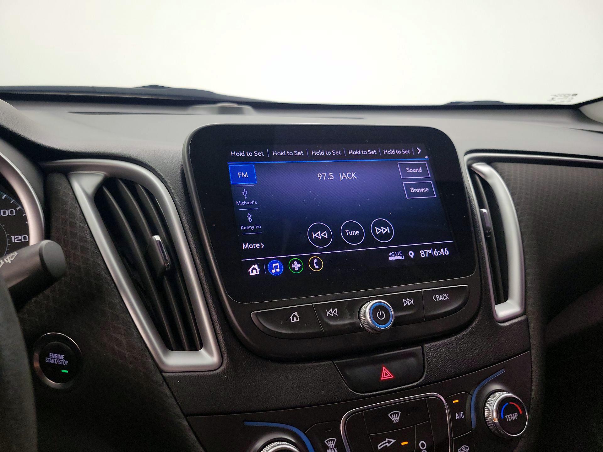 Thumbnail: 2019 Chevrolet Malibu - 15