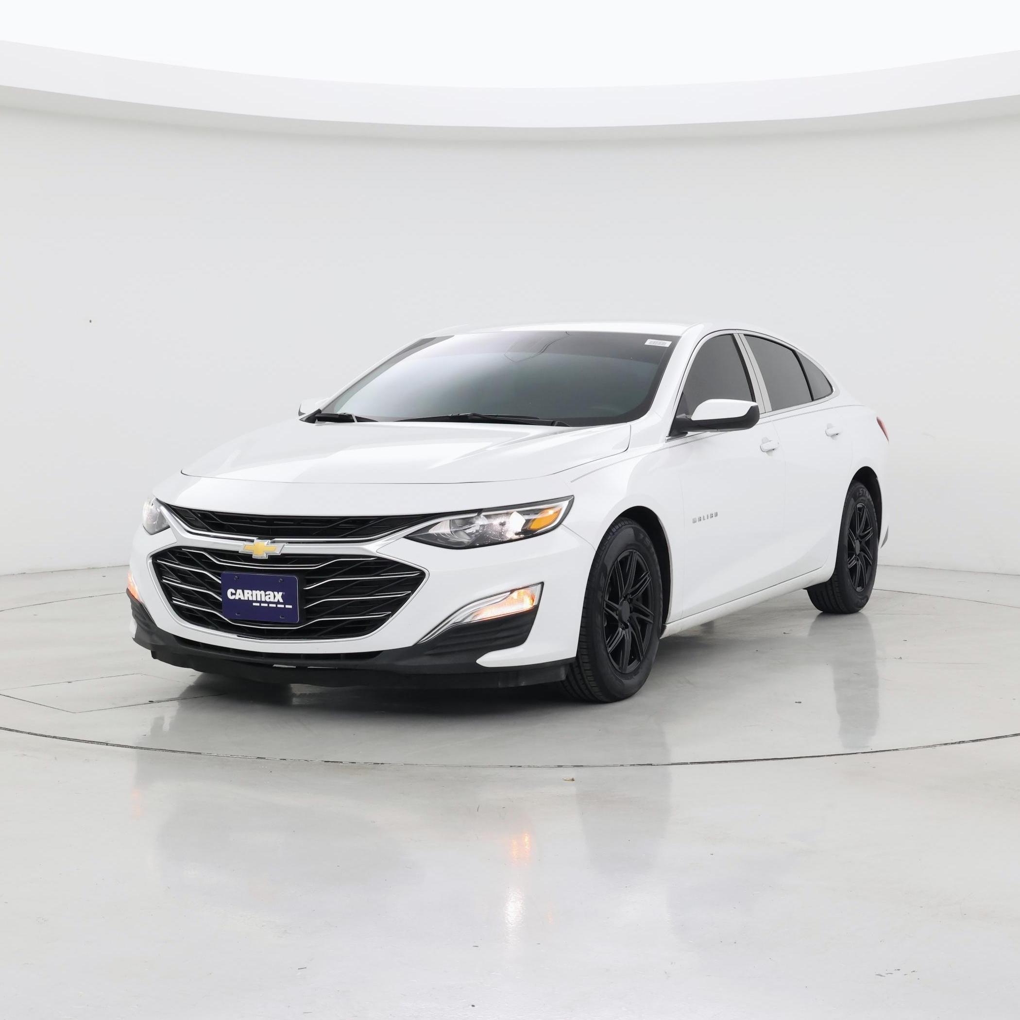 Thumbnail: 2019 Chevrolet Malibu - 4
