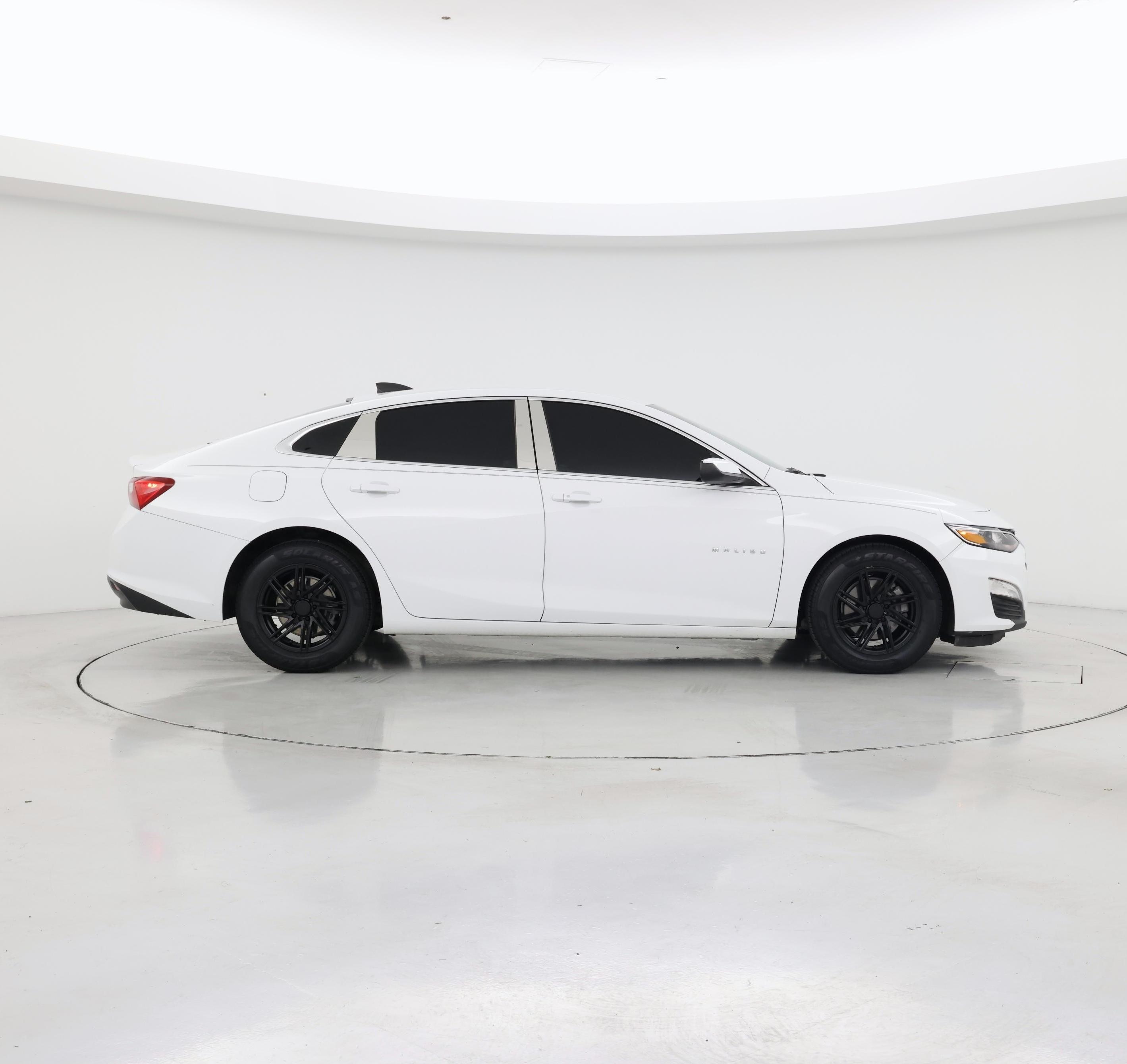 Thumbnail: 2019 Chevrolet Malibu - 7