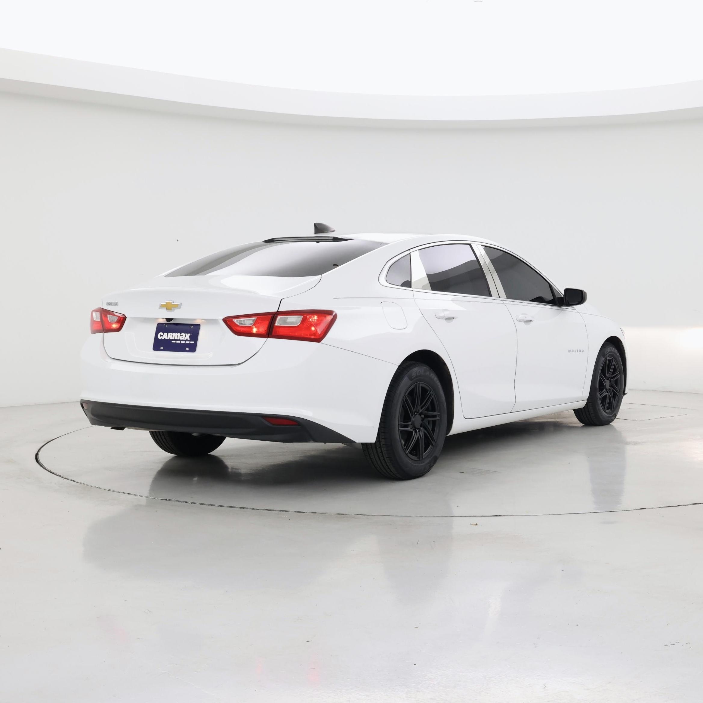 Thumbnail: 2019 Chevrolet Malibu - 8