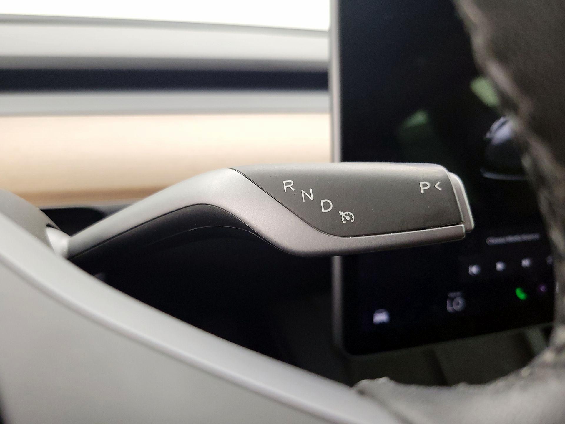 Thumbnail: 2023 Tesla Model 3 - 17