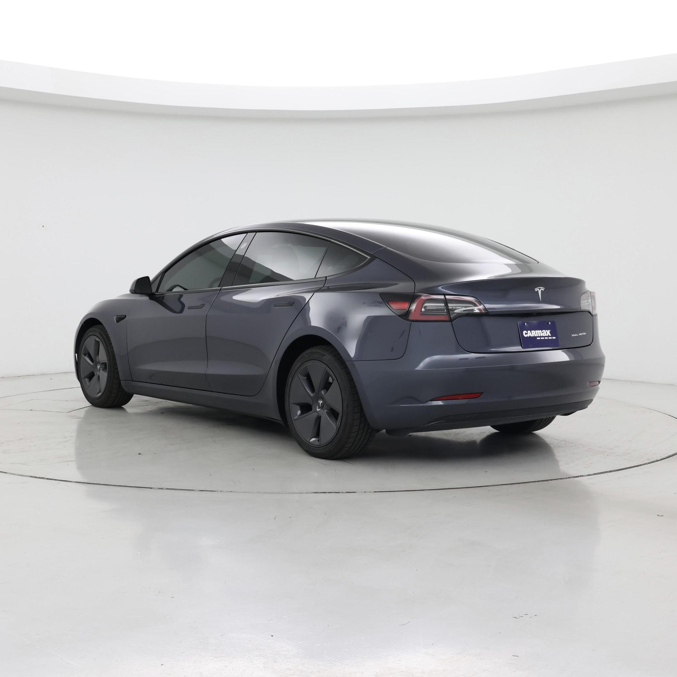Thumbnail: 2023 Tesla Model 3 - 2